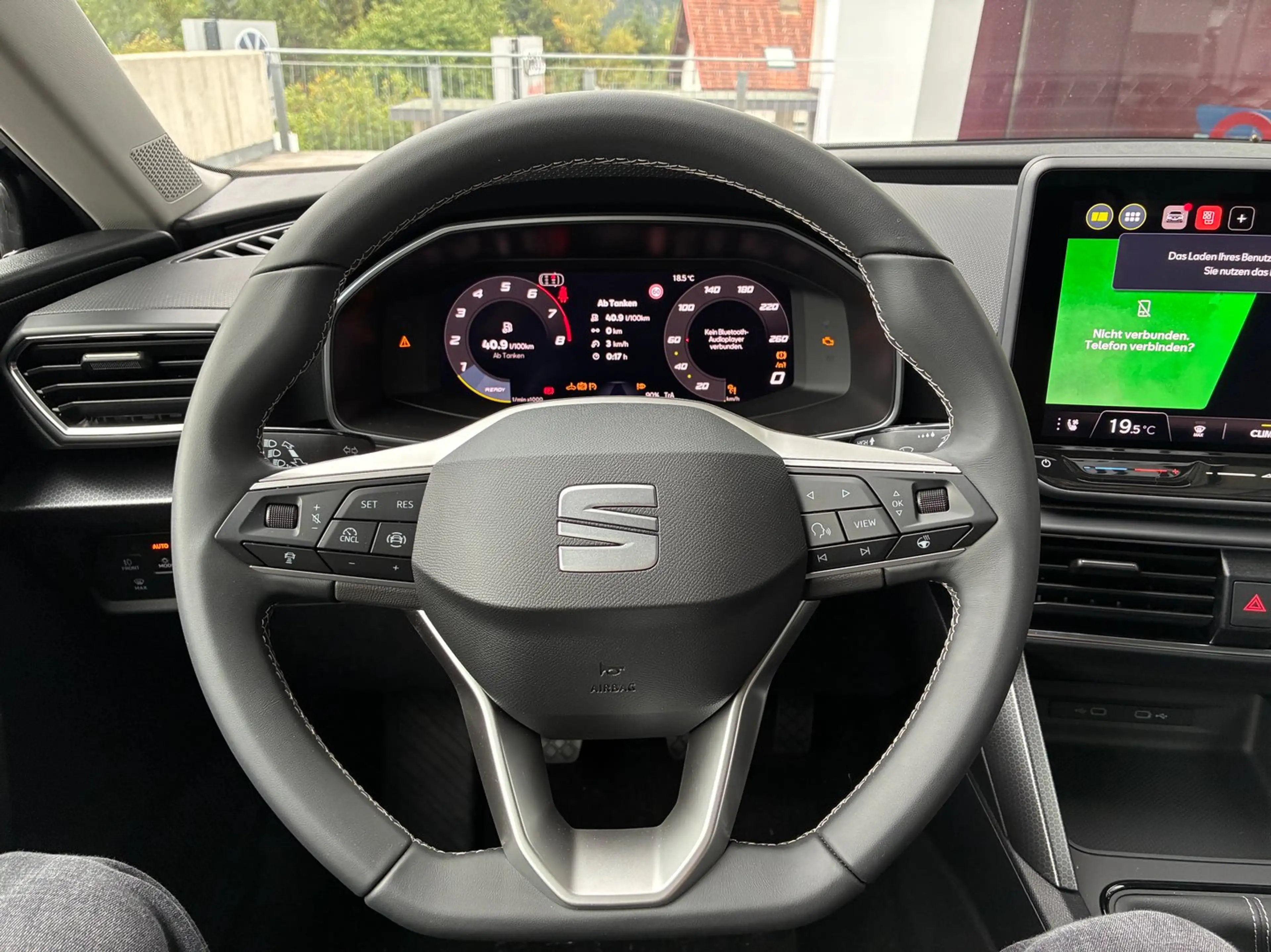 SEAT Leon Style Edition 1.5TSI 115PS — photo 14