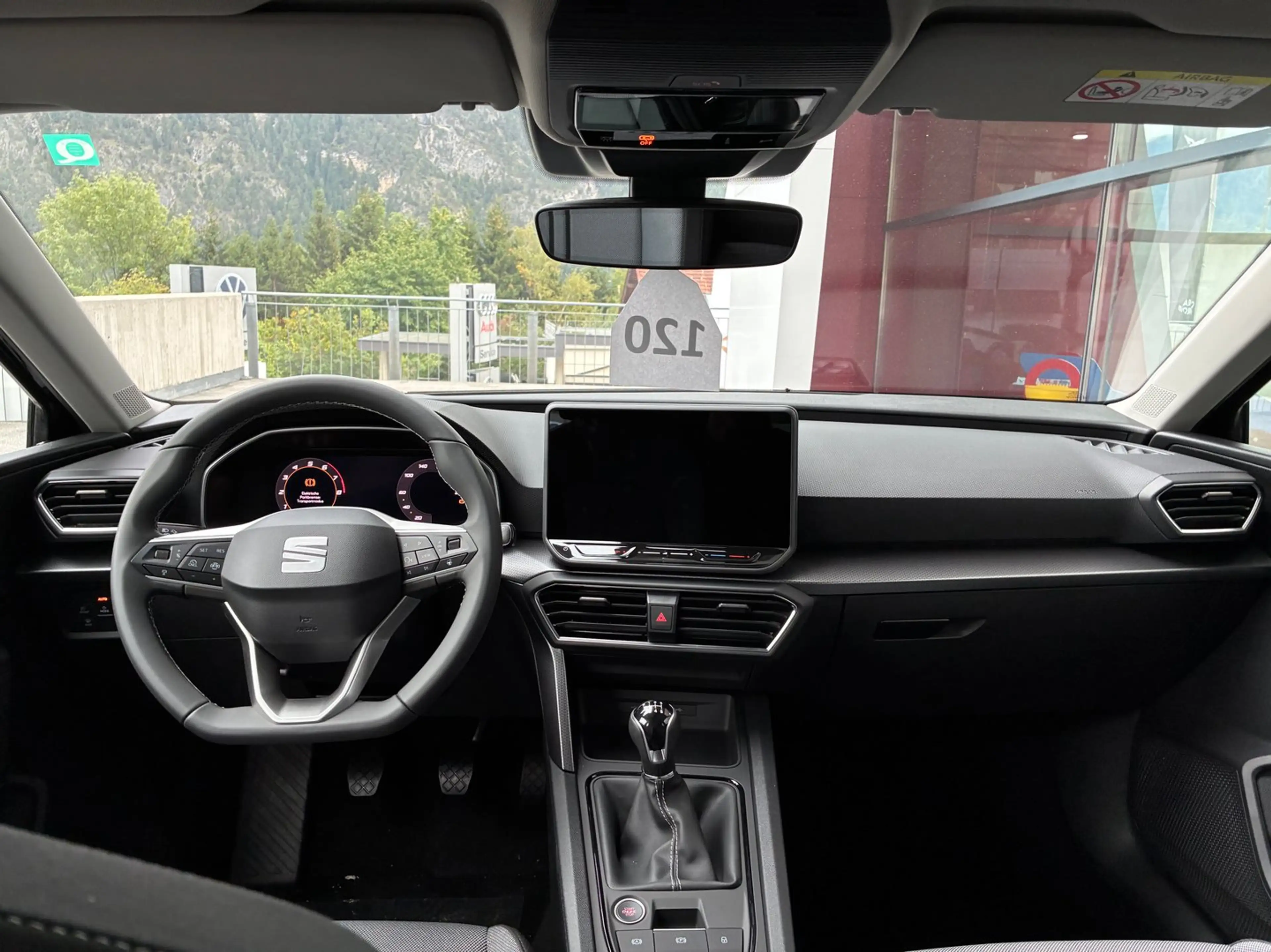 SEAT Leon Style Edition 1.5TSI 115PS — photo 13