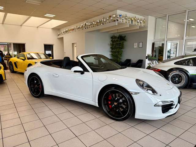 Imagine Porsche 991 911 991 Carrera S Cabrio PDK Sportabgas/BOSE/50J