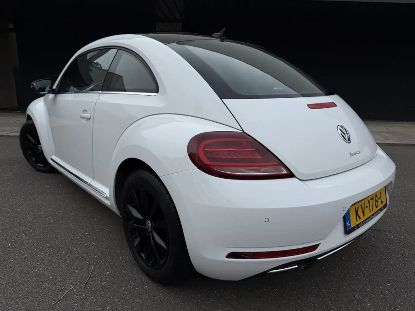 Volkswagen Beetle 1.2 TSI Exclusive S. Blanc - 2
