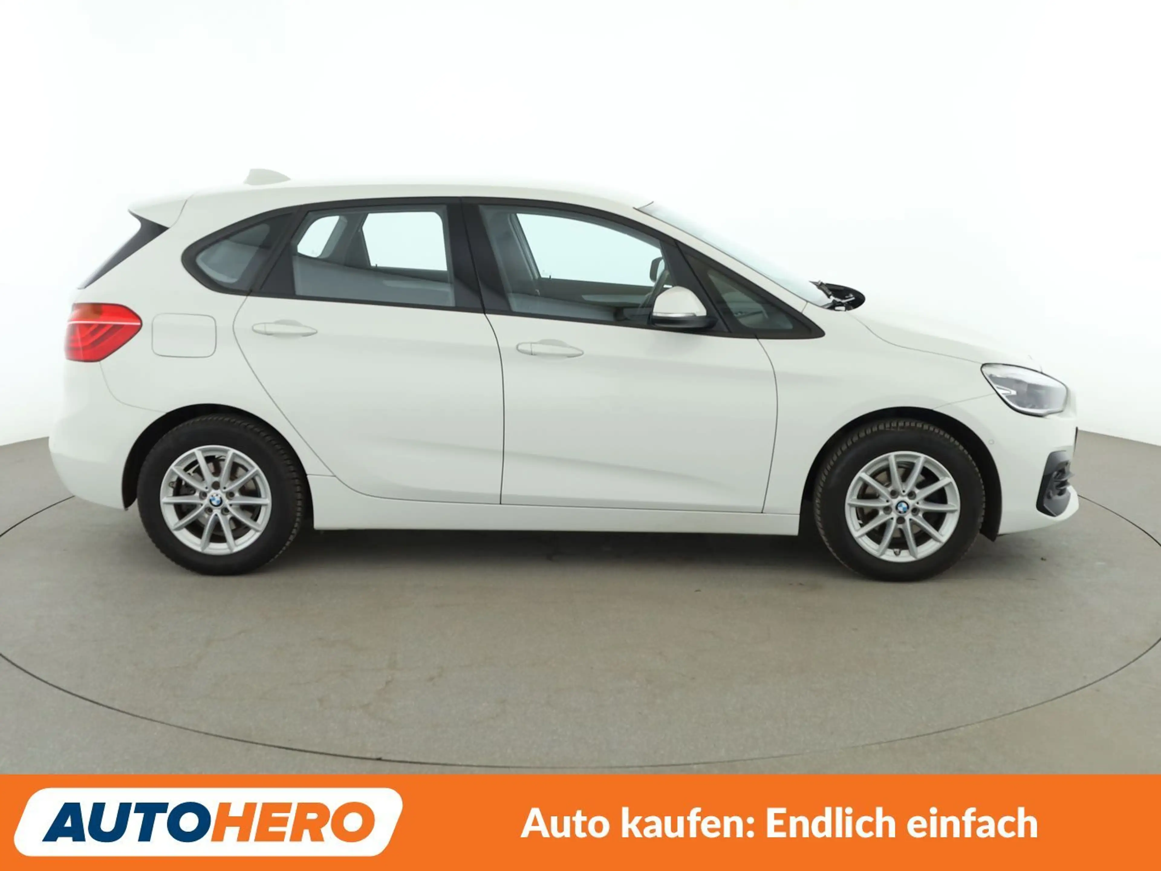 BMW 216 216i Active Tourer Advantage*NAVI*TEMPO*PDC*SHZ* — photo 7