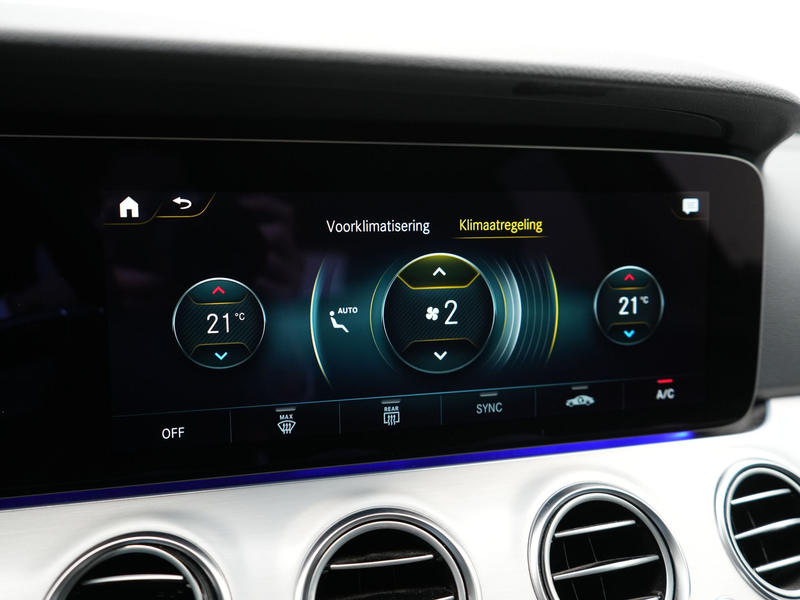 Mercedes-Benz E 300 Estate 300e Avantgarde PHEV 320pk Dealer O.H | Wid — photo 34