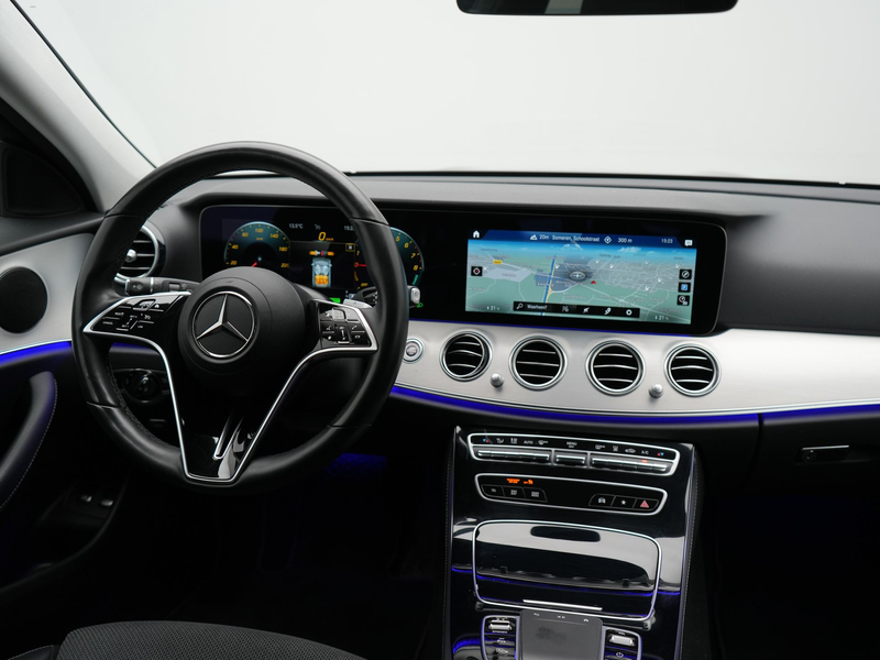 Mercedes-Benz E 300 Estate 300e Avantgarde PHEV 320pk Dealer O.H | Wid — photo 13