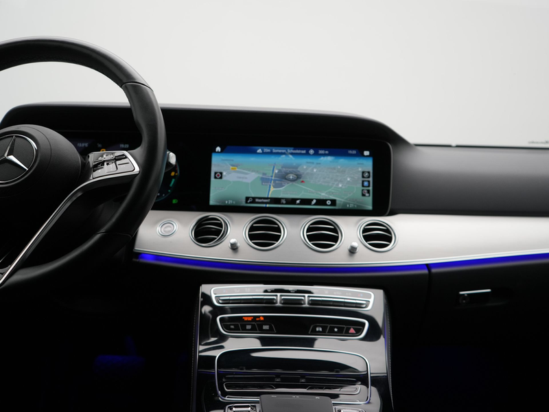 Mercedes-Benz E 300 Estate 300e Avantgarde PHEV 320pk Dealer O.H | Wid — photo 36