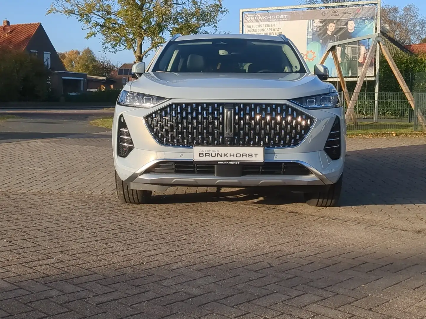 Wey Coffee 01 05 2.0 PHEV 350 kW AWD Premium Silber - 2