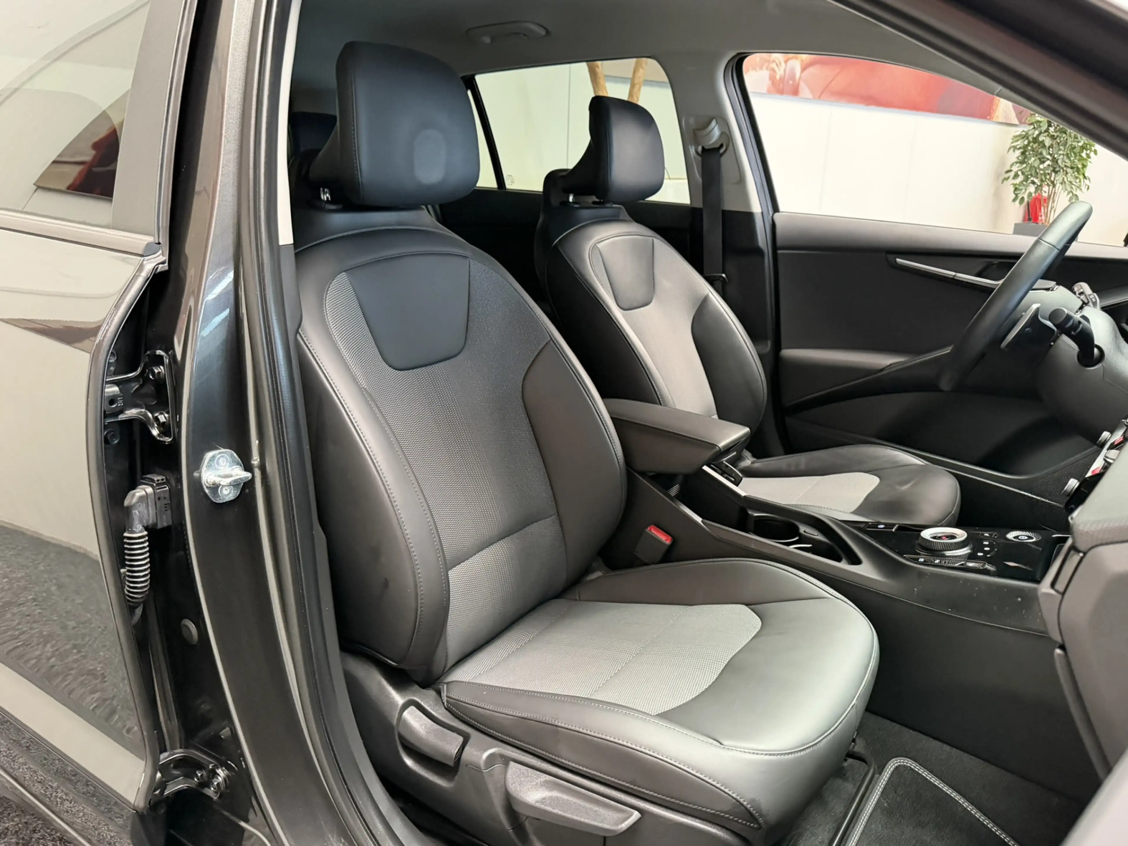 Kia e-Niro EV Edition Advanced 64.8 kWh APPLE CARPLAY/ ANDROI — photo 17
