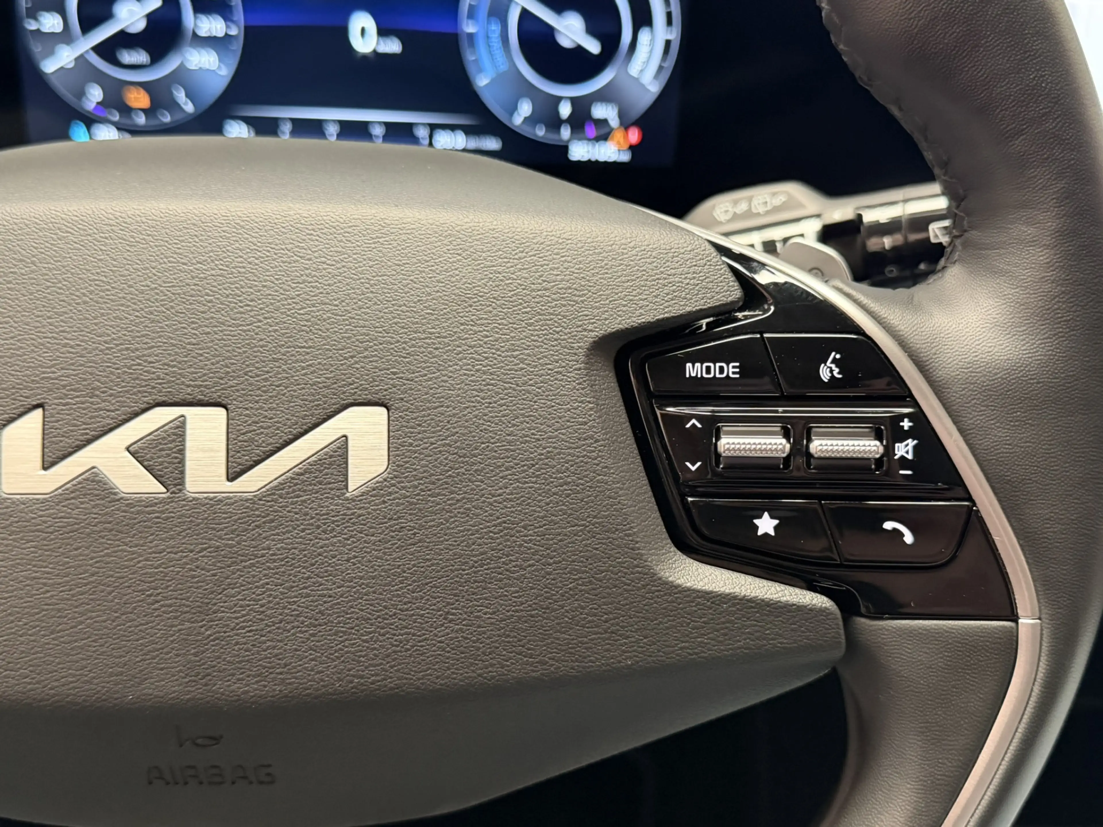 Kia e-Niro EV Edition Advanced 64.8 kWh APPLE CARPLAY/ ANDROI — photo 19