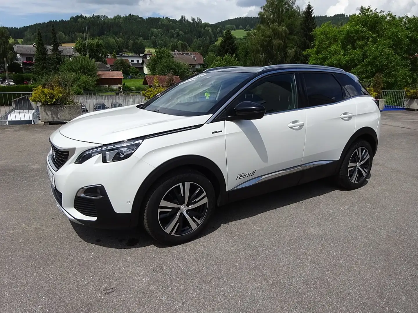 Peugeot 3008 1,5 BlueHDi 130 S&S EAT8 GT Line Aut., Full LED... Weiß - 1