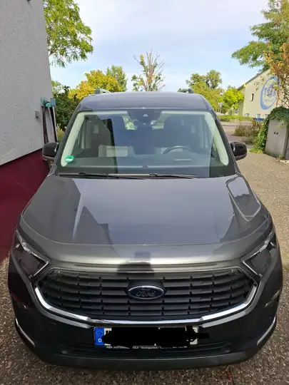 Ford Tourneo Connect Grand Tourneo Connect 1.5 EcoBoost Aut. TITANIUM