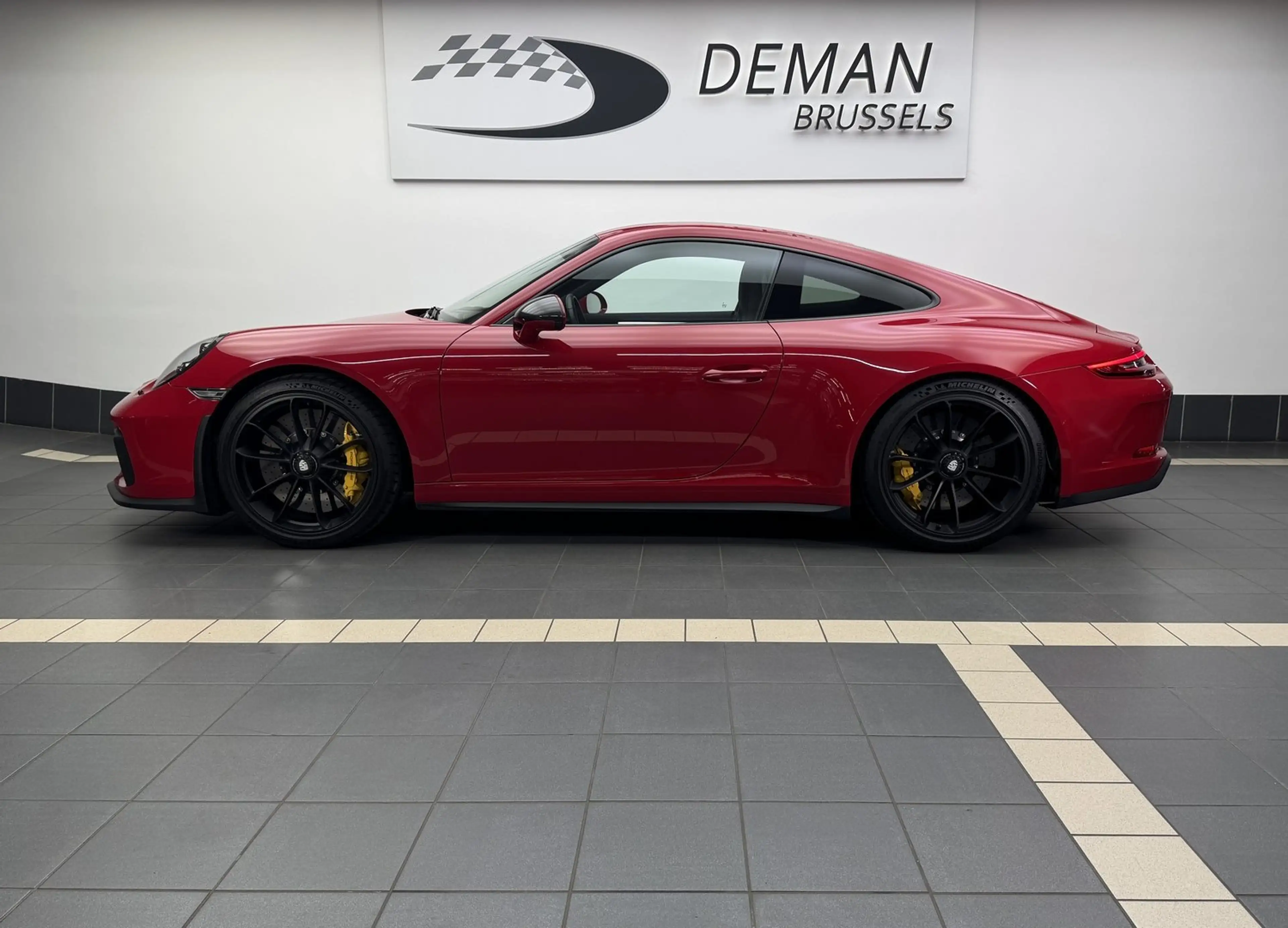 Porsche 911 GT3 touring * Lift * Ceramic Brake * Carbon — photo 2