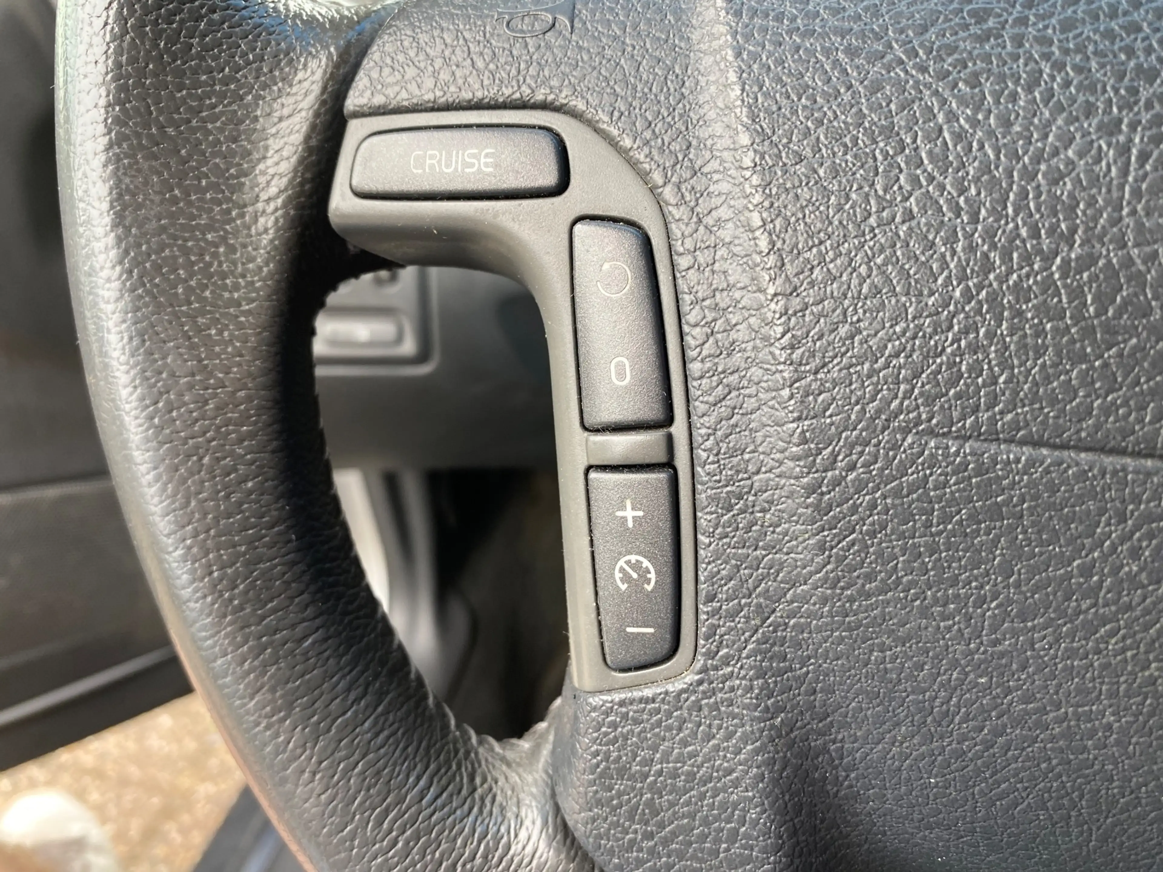 Volvo V70 2.4 Comfort Line 170PK Automaat — photo 12