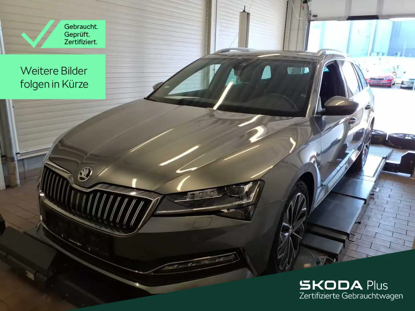 Skoda Superb Combi 2.0 TDI DSG L&K*NAVI*ASSIST Grau - 1