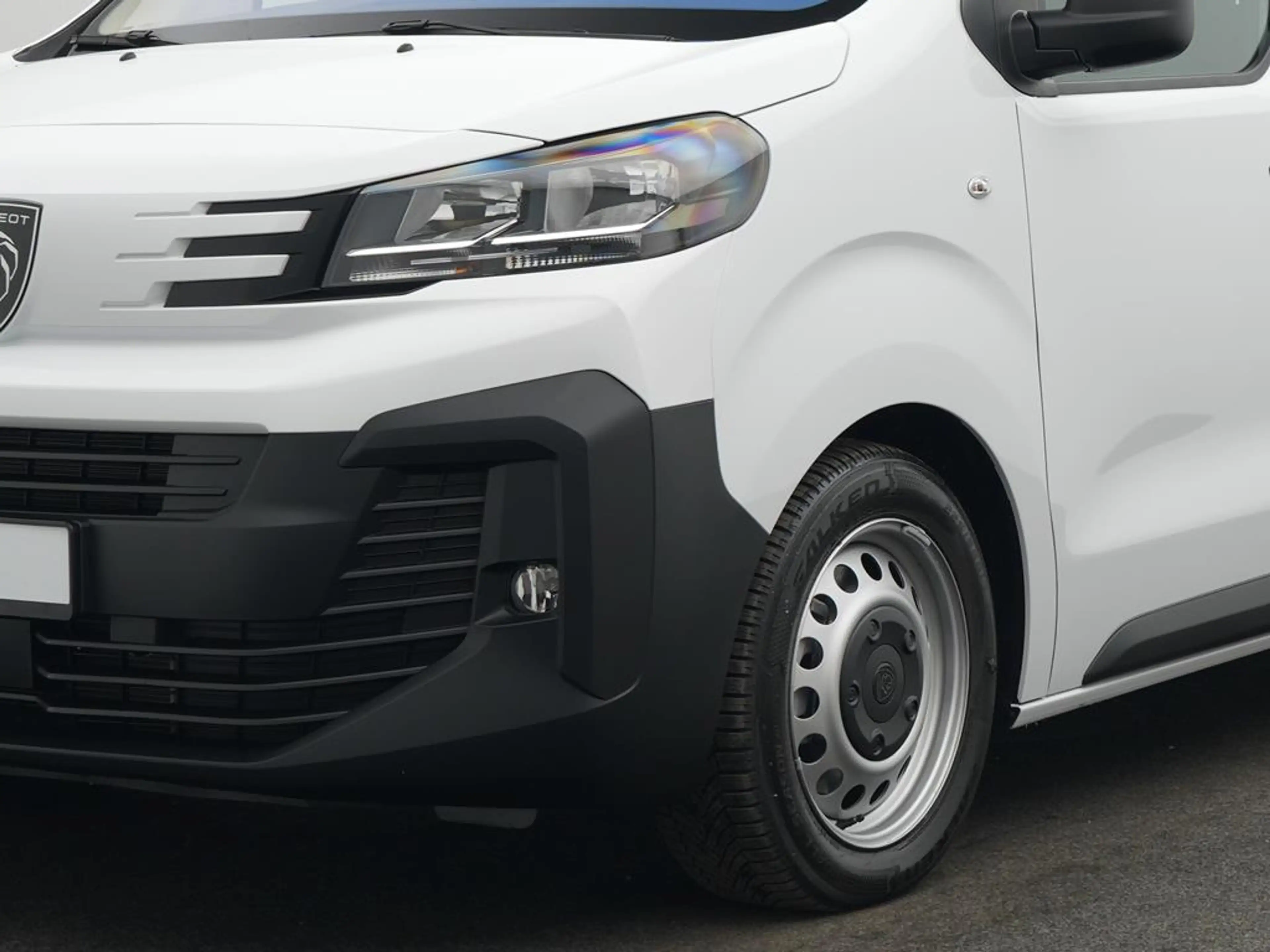 Peugeot Expert Kombi L2 Diesel 180 EAT8 8-Sitzer — photo 11
