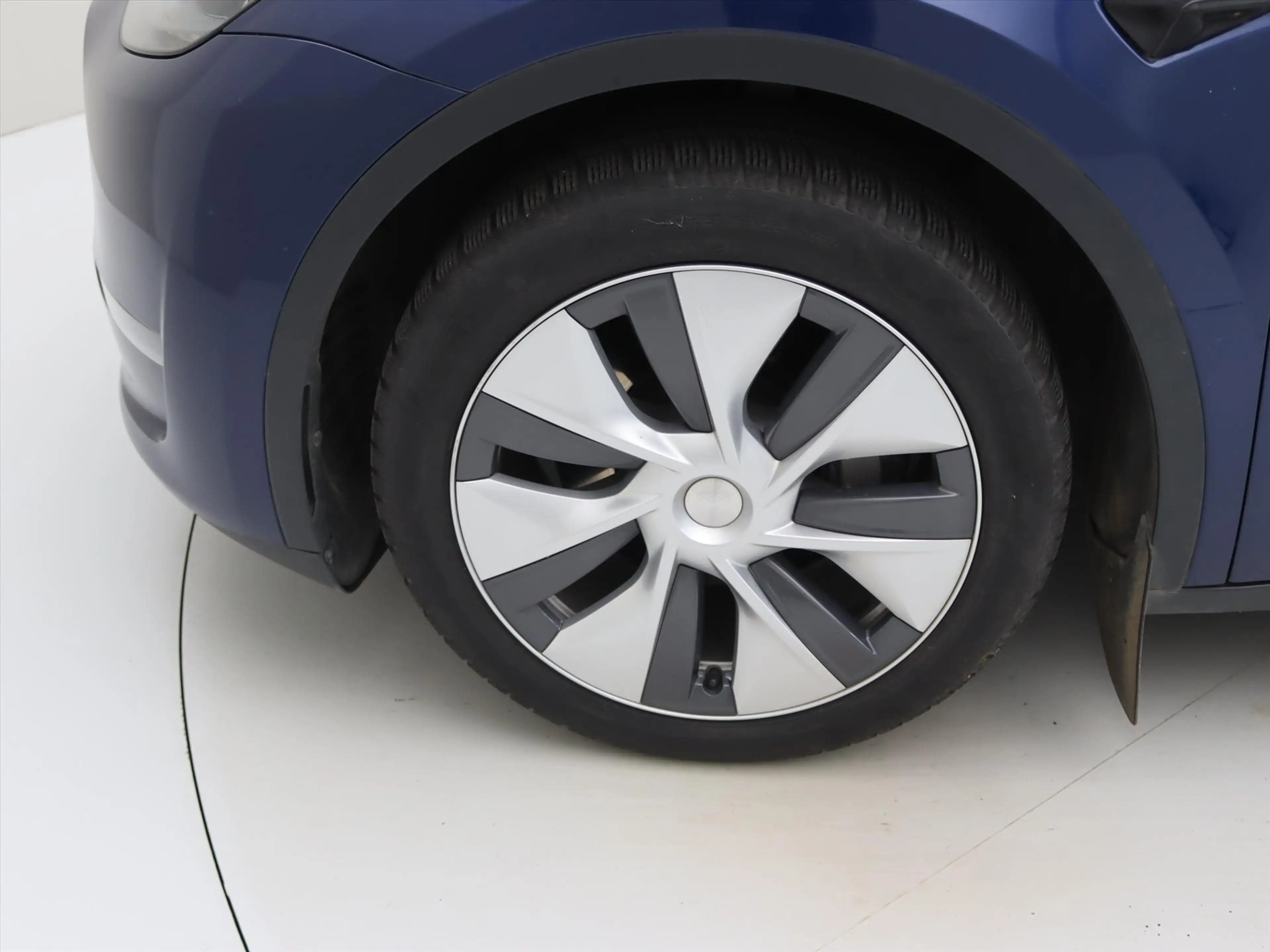 Tesla Model Y Long Range AWD 75kWh 351pk 93.6% SoH [ TREKHAAK+AM — photo 11
