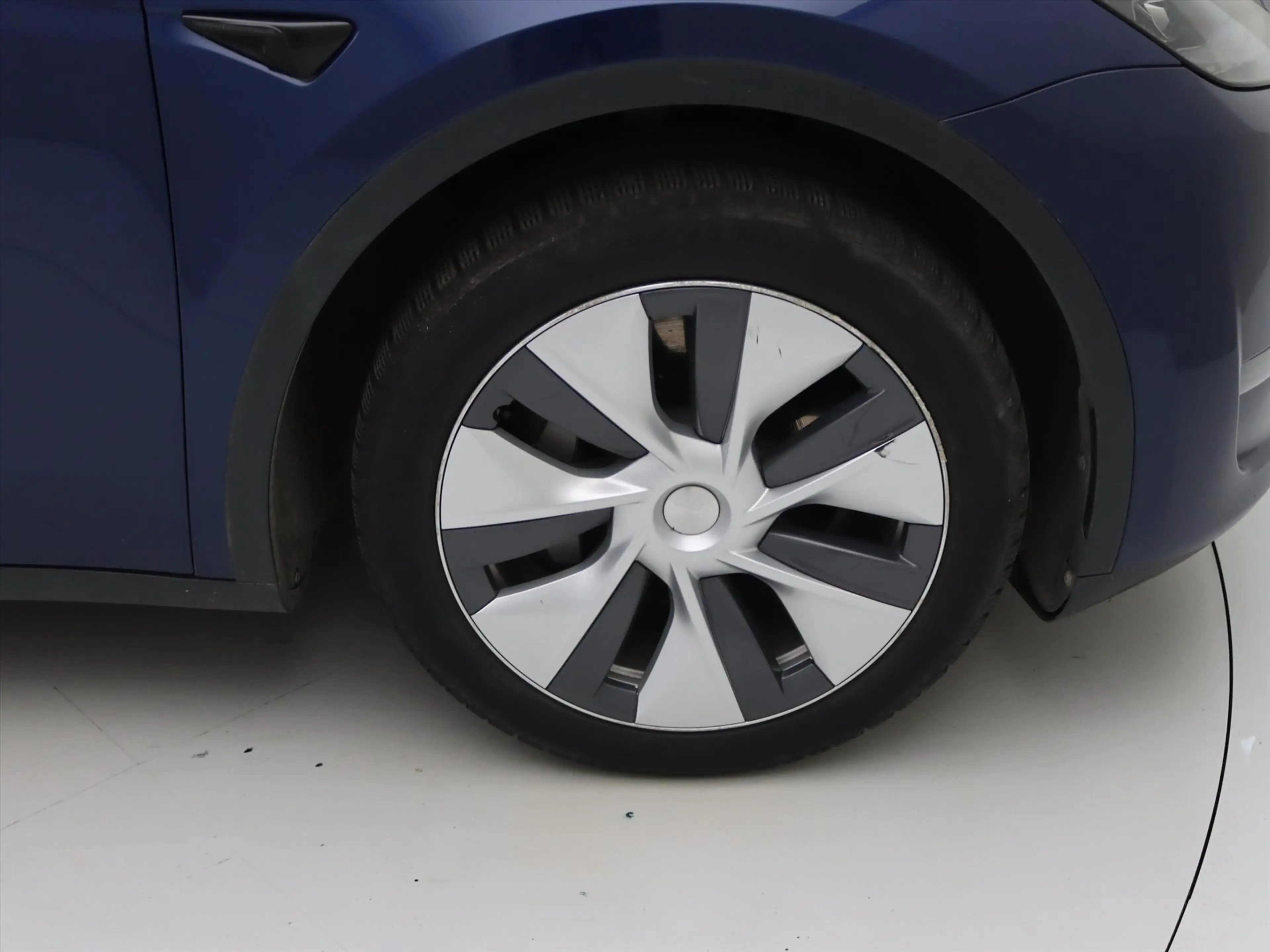 Tesla Model Y Long Range AWD 75kWh 351pk 93.6% SoH [ TREKHAAK+AM — photo 9