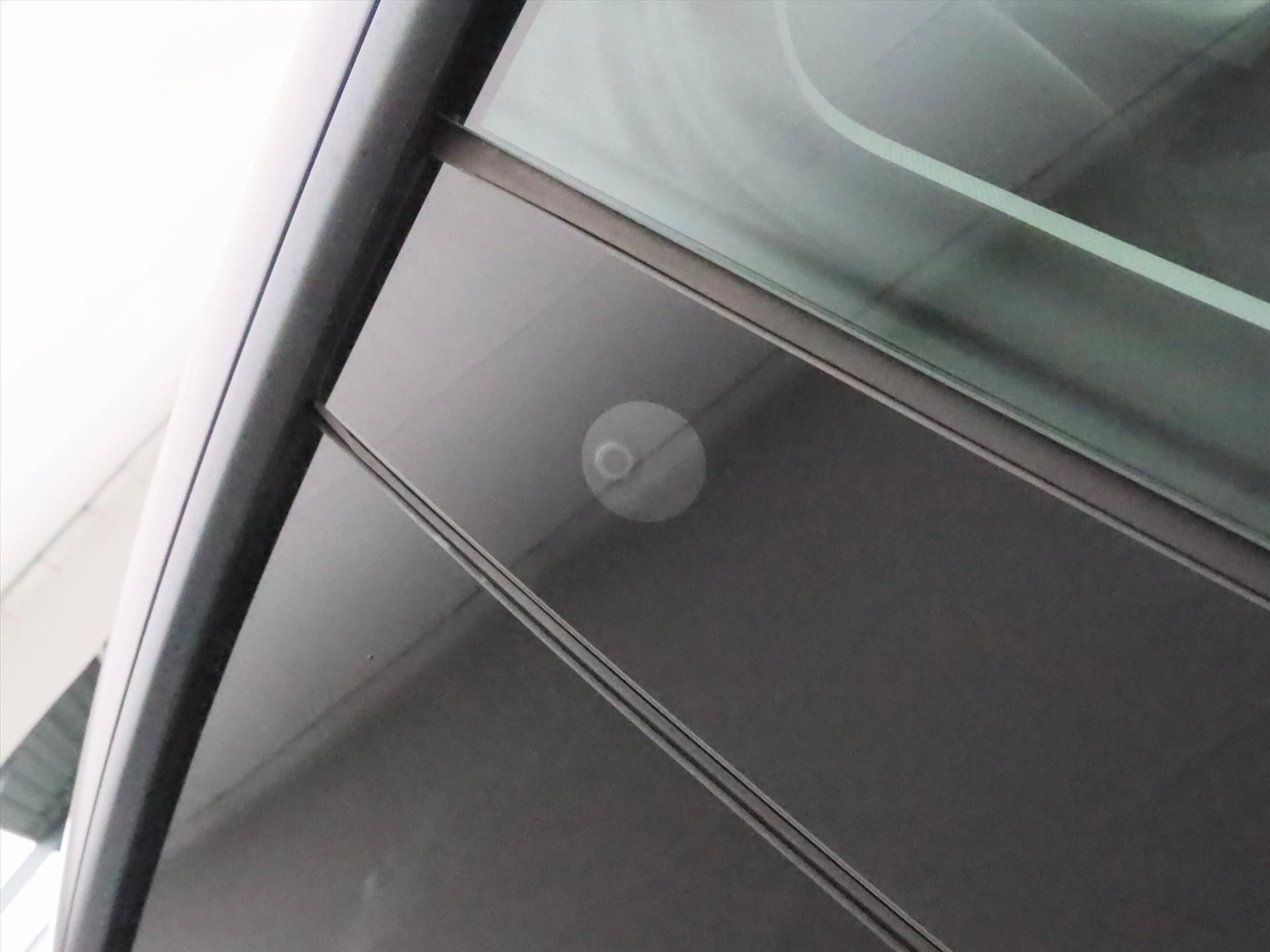 Tesla Model Y Long Range AWD 75kWh 351pk 93.6% SoH [ TREKHAAK+AM — photo 28