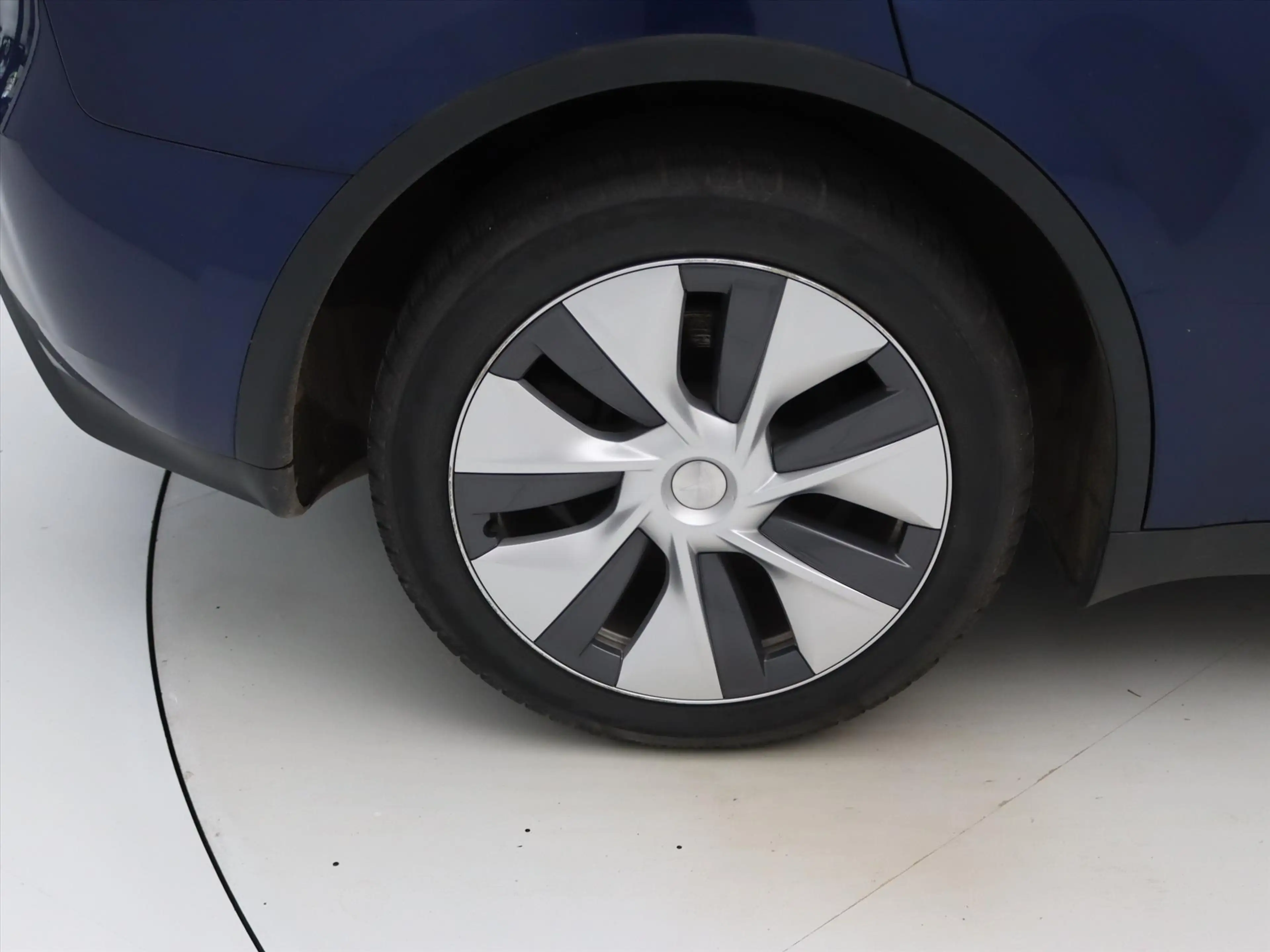 Tesla Model Y Long Range AWD 75kWh 351pk 93.6% SoH [ TREKHAAK+AM — photo 10