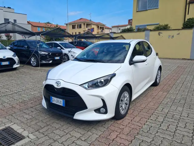 2023 Toyota Yaris in White for sale