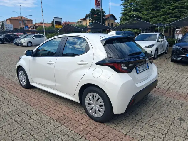 Toyota Yaris view 7