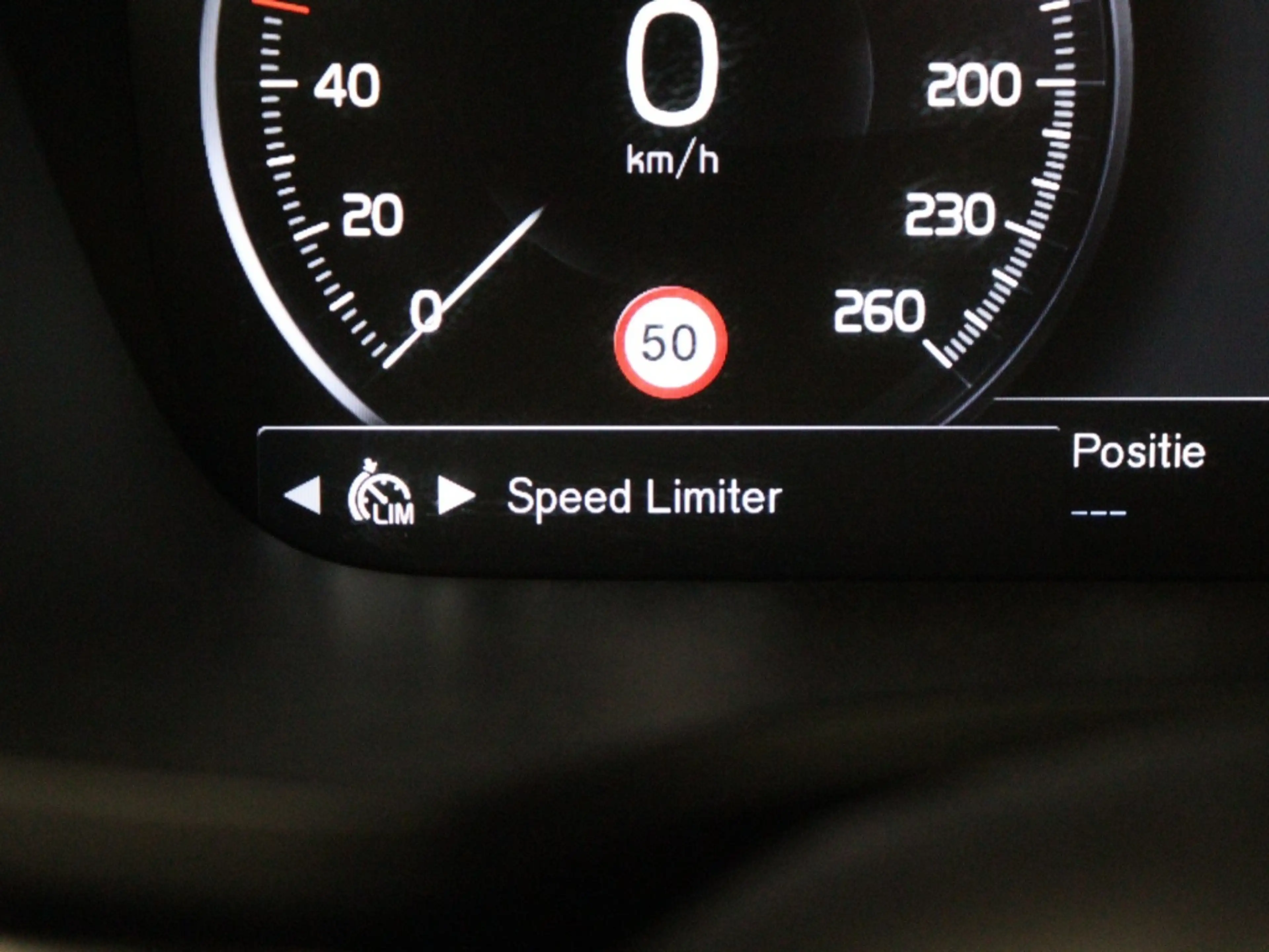 Volvo V60 T6 PLUG-IN HYBRID INSCRIPTION SCHUIFDAK 19INCH FUL — photo 15