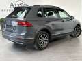 Volkswagen Tiguan 2.0 TDI DSG 4M Life NAV+LED+KAM+PANO+AHK Grau - thumbnail 4