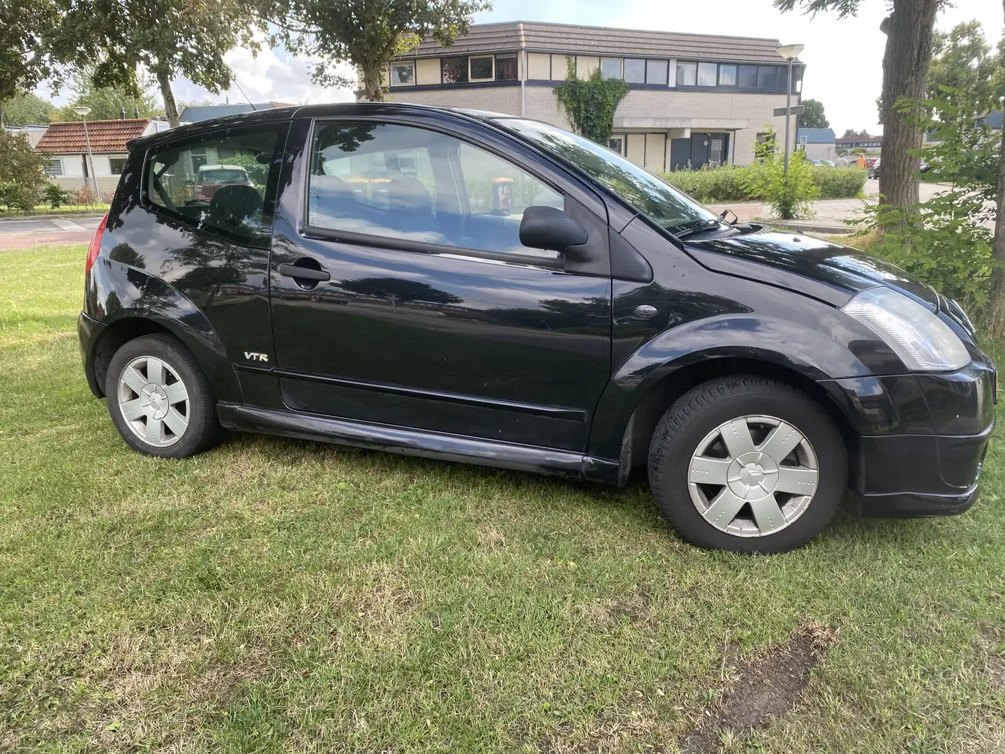 Citroen C2 1.1i Séduction Zwart - 2