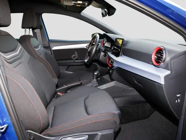 Seat Ibiza view 8