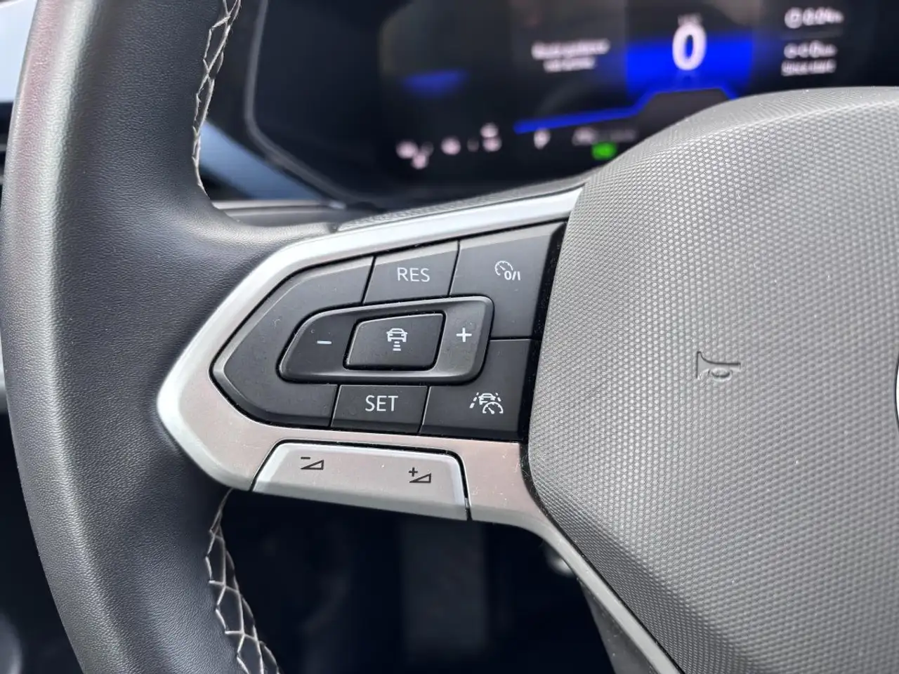 Volkswagen Taos снимка Volkswagen Taos