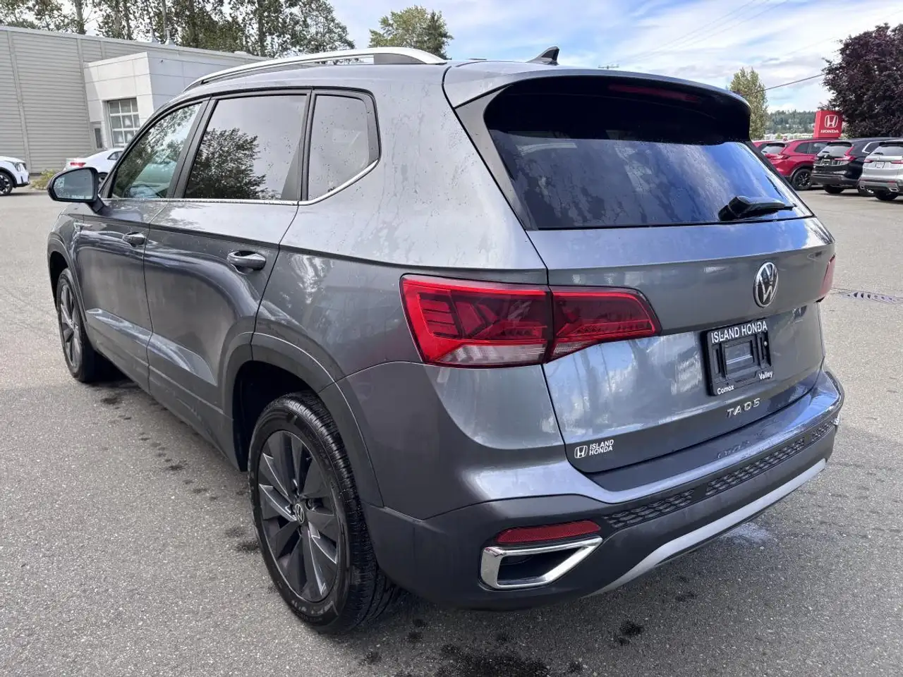 Volkswagen Taos снимка Volkswagen Taos