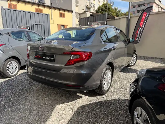 Fiat Tipo view 3