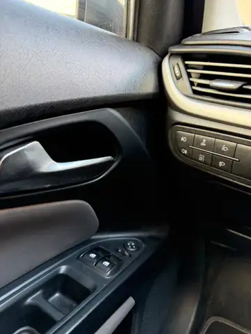 Fiat Tipo view 11