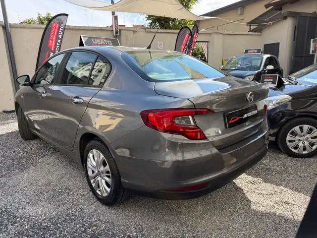 Fiat Tipo view 4