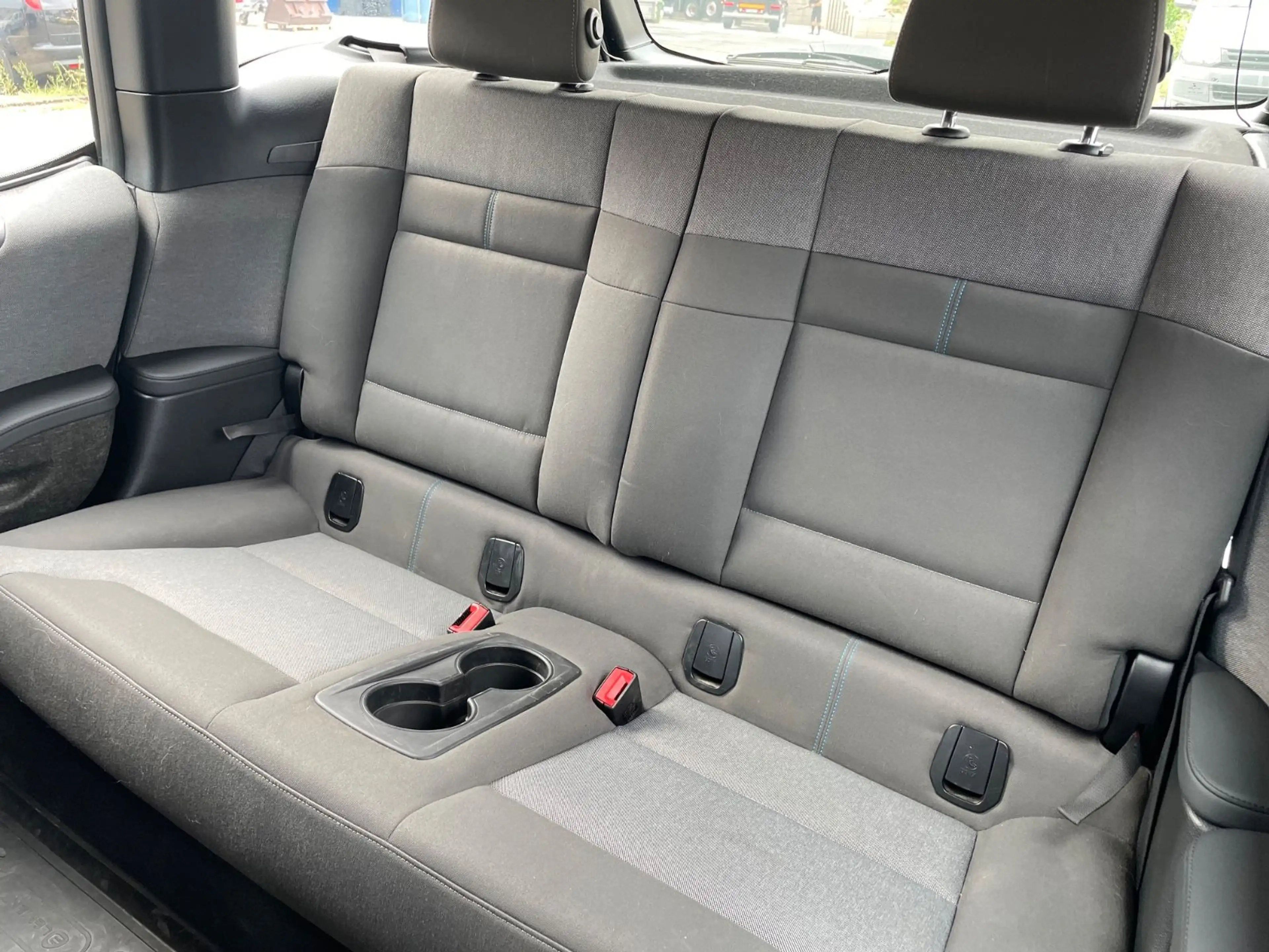 BMW i3 Basis AUT/NAVI/LED/KAMERA — photo 11