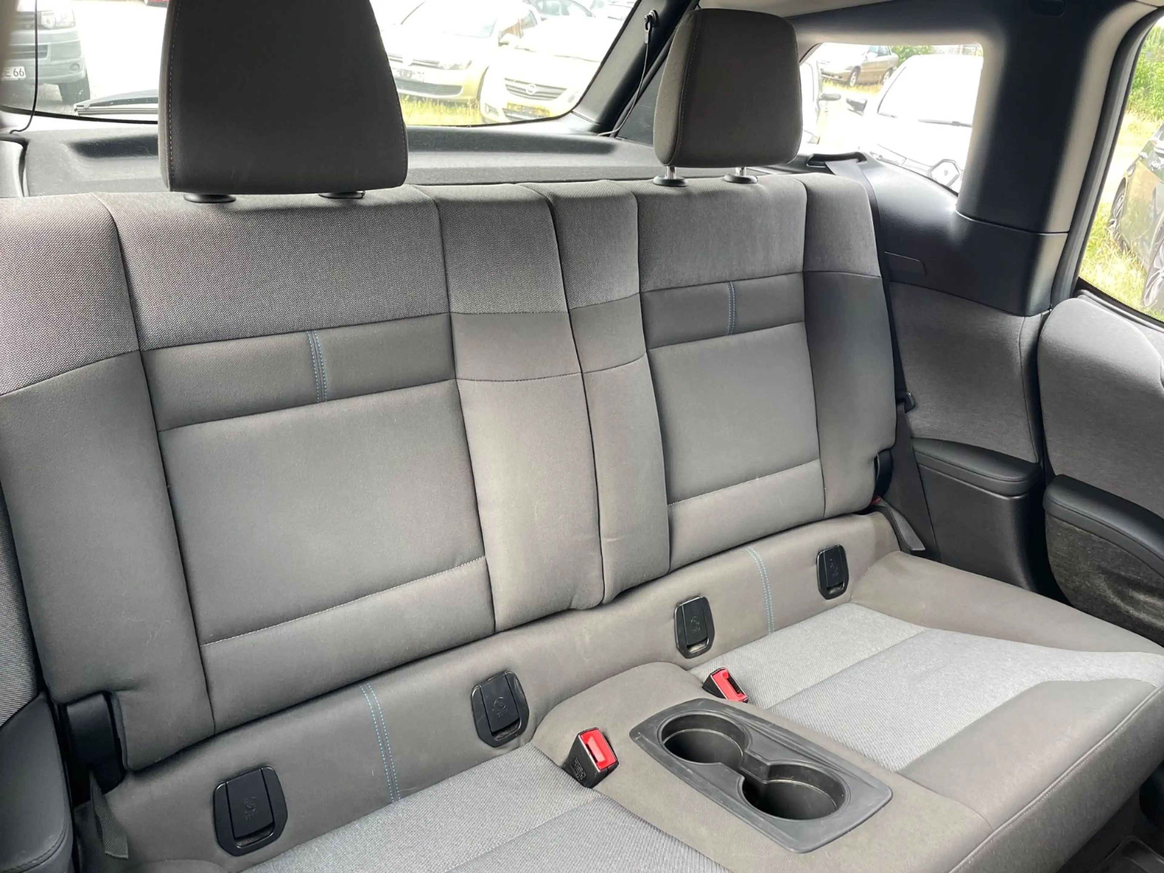 BMW i3 Basis AUT/NAVI/LED/KAMERA — photo 12