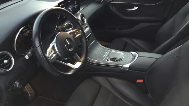 Mercedes-Benz GLC view 6