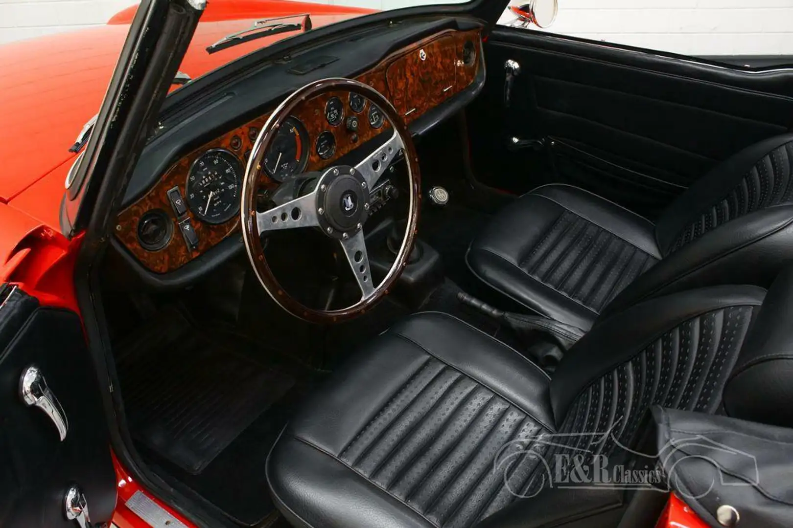 Triumph TR6 | Gerestaureerd | Nieuw lakwerk | 1970 Piros - 2