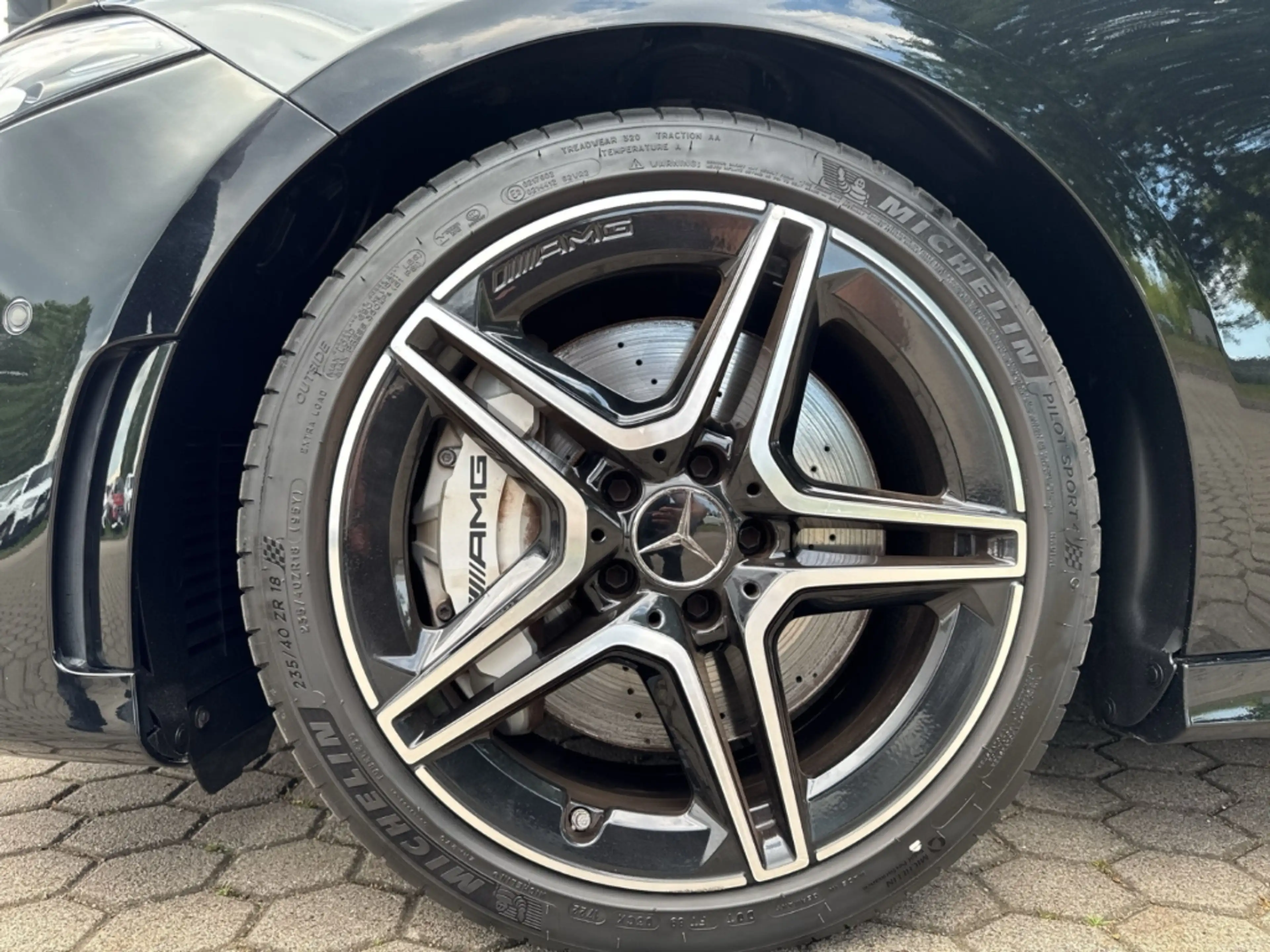 Mercedes-Benz A 35 AMG 4Matic/HUD/StandHZG/AHK/Burmester Sound — photo 7