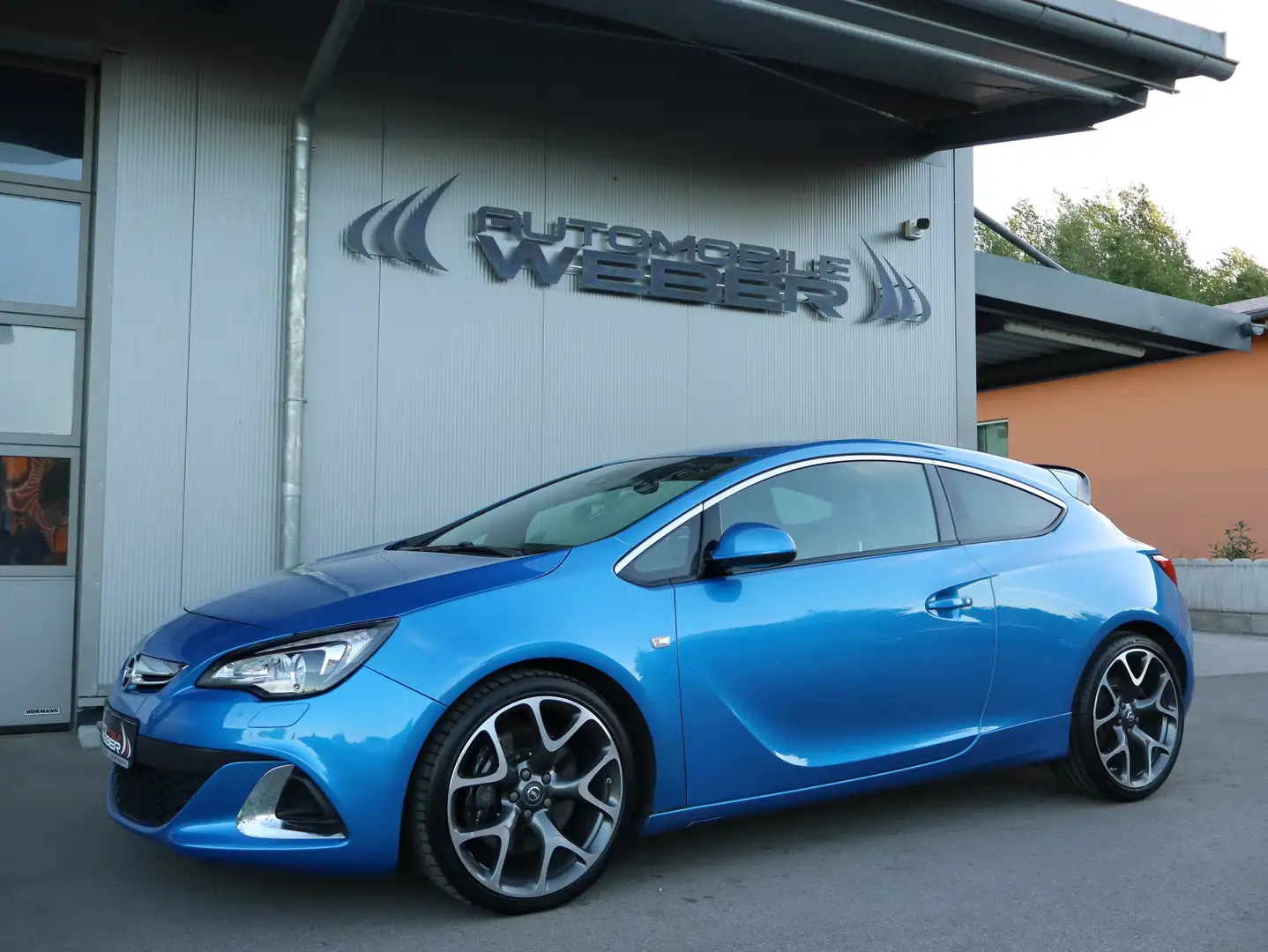 Opel Astra J GTC OPC *LEDER*NAVI*BI-XENON*20"LM-FLG*PDC*SHZ Azul - 1