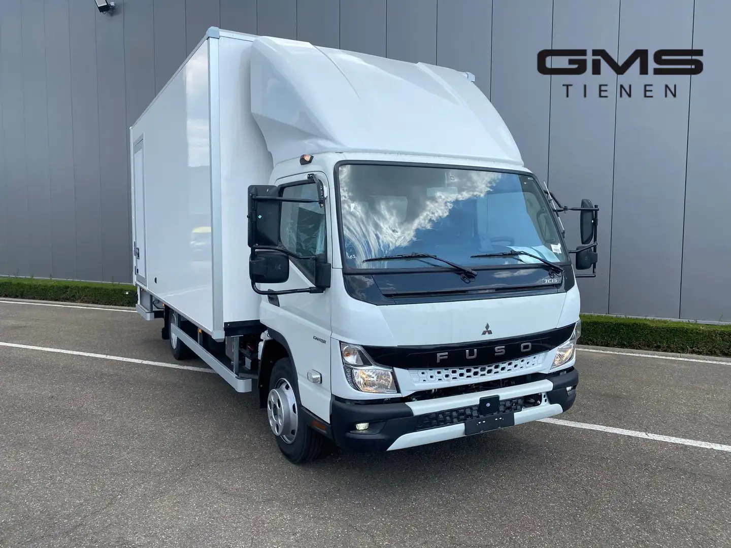 Mitsubishi Canter 7C 15 LWB Weiß - 1
