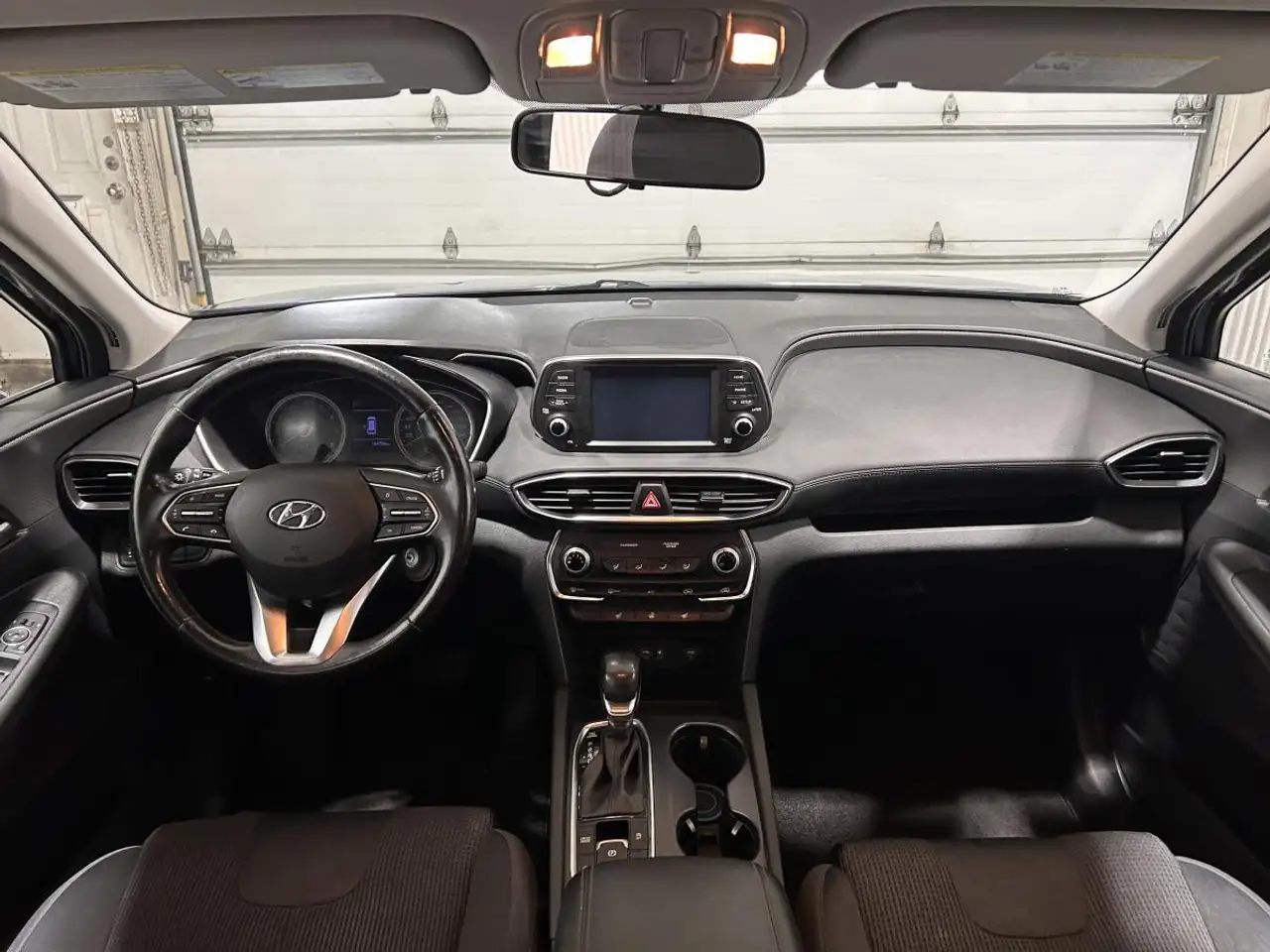 Hyundai SANTA FE снимка Hyundai SANTA FE