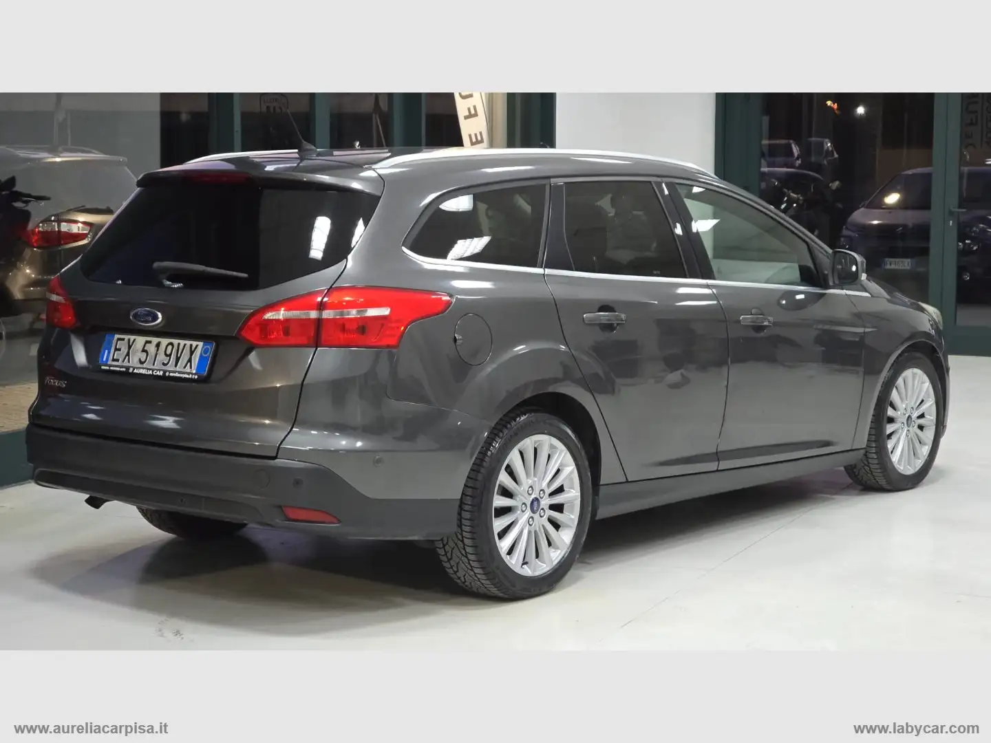 Ford Focus 1.5 TDCi 120 CV S&S SW Titanium Grau - 2