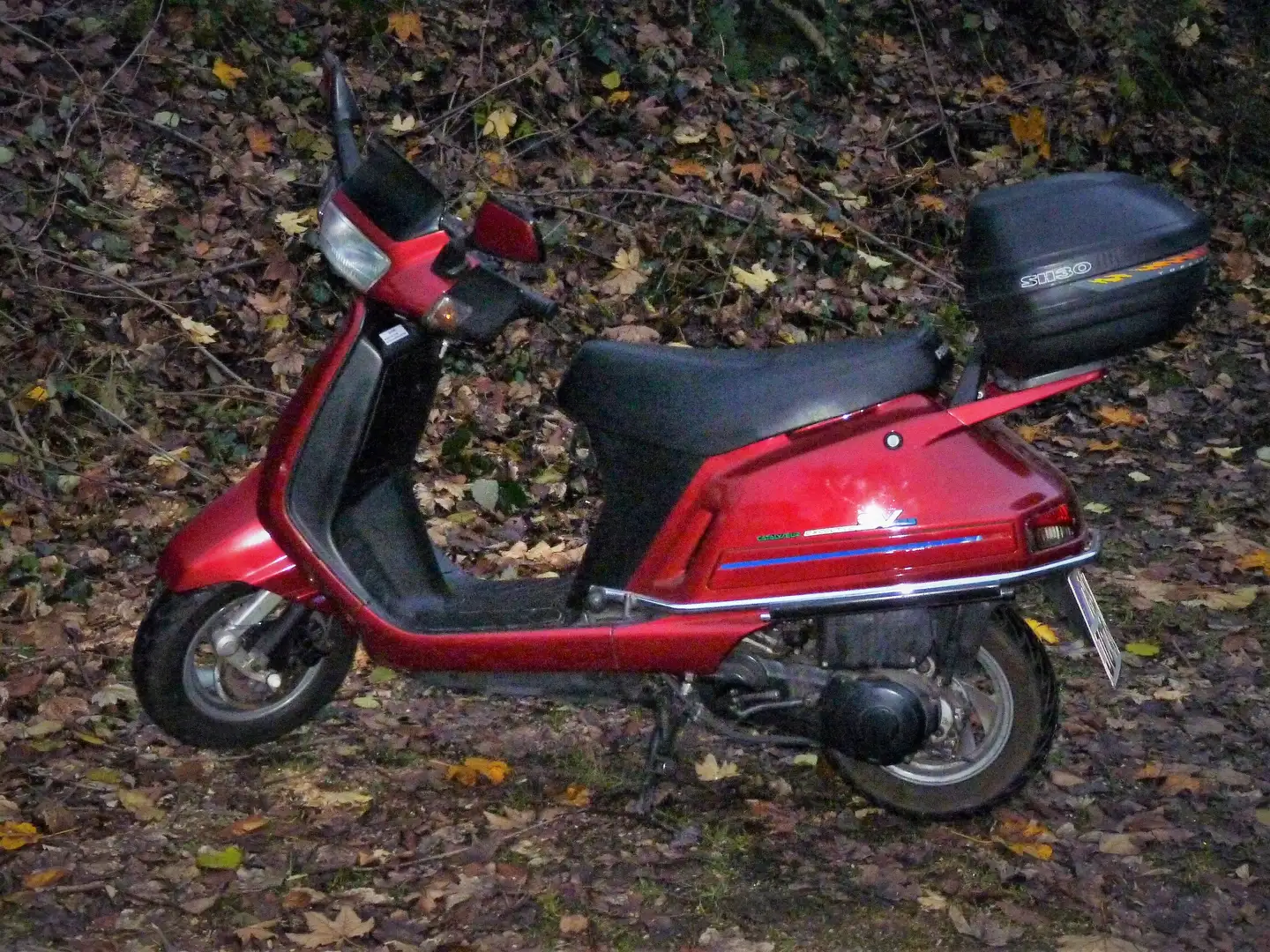 Peugeot SV 125 executive Red - 1