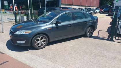 Ford Mondeo 2.0 sedan, airco,elektr ramen, cruise control