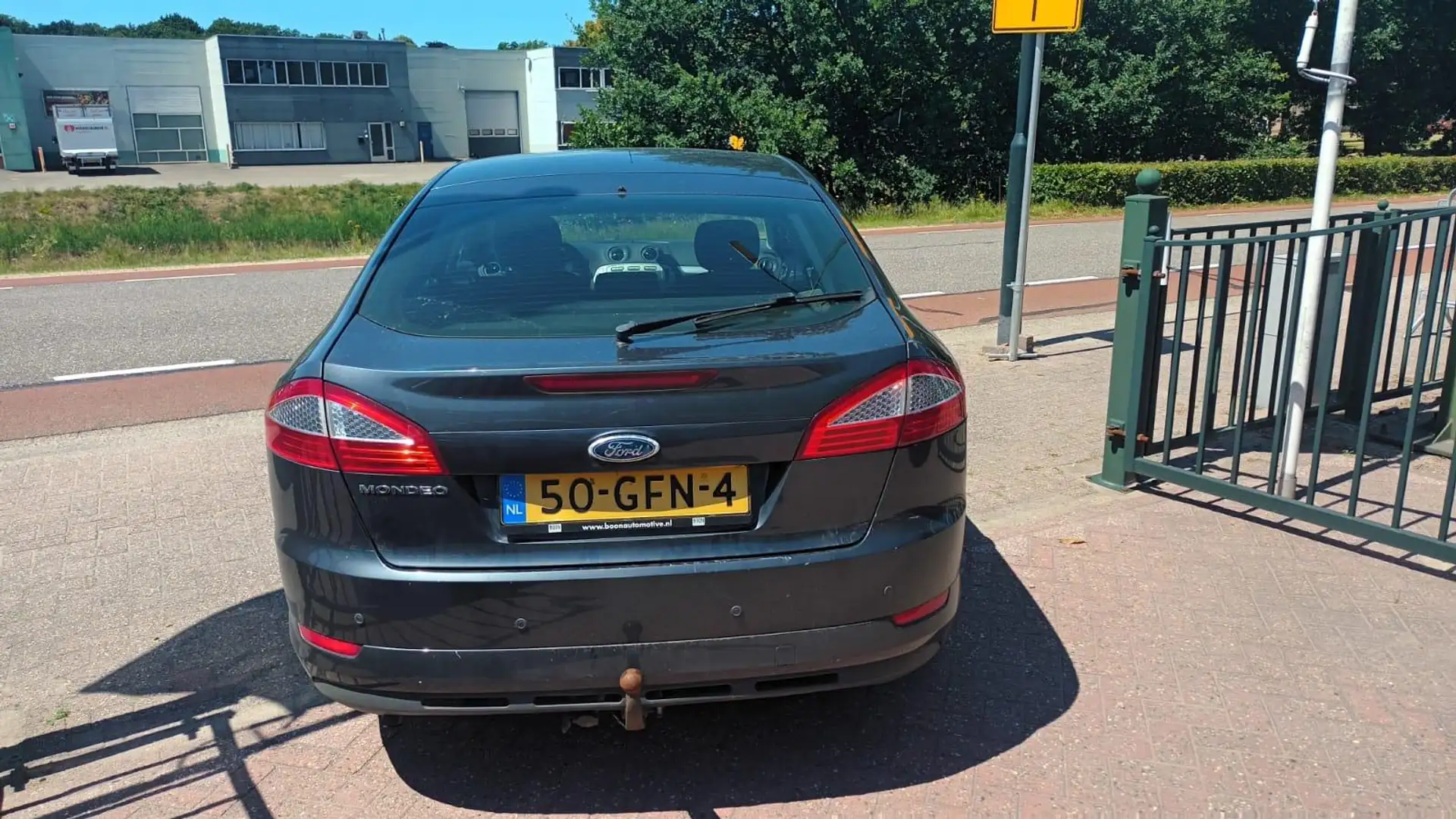 Ford Mondeo 2.0 sedan, airco,elektr ramen, cruise control Grey - 2