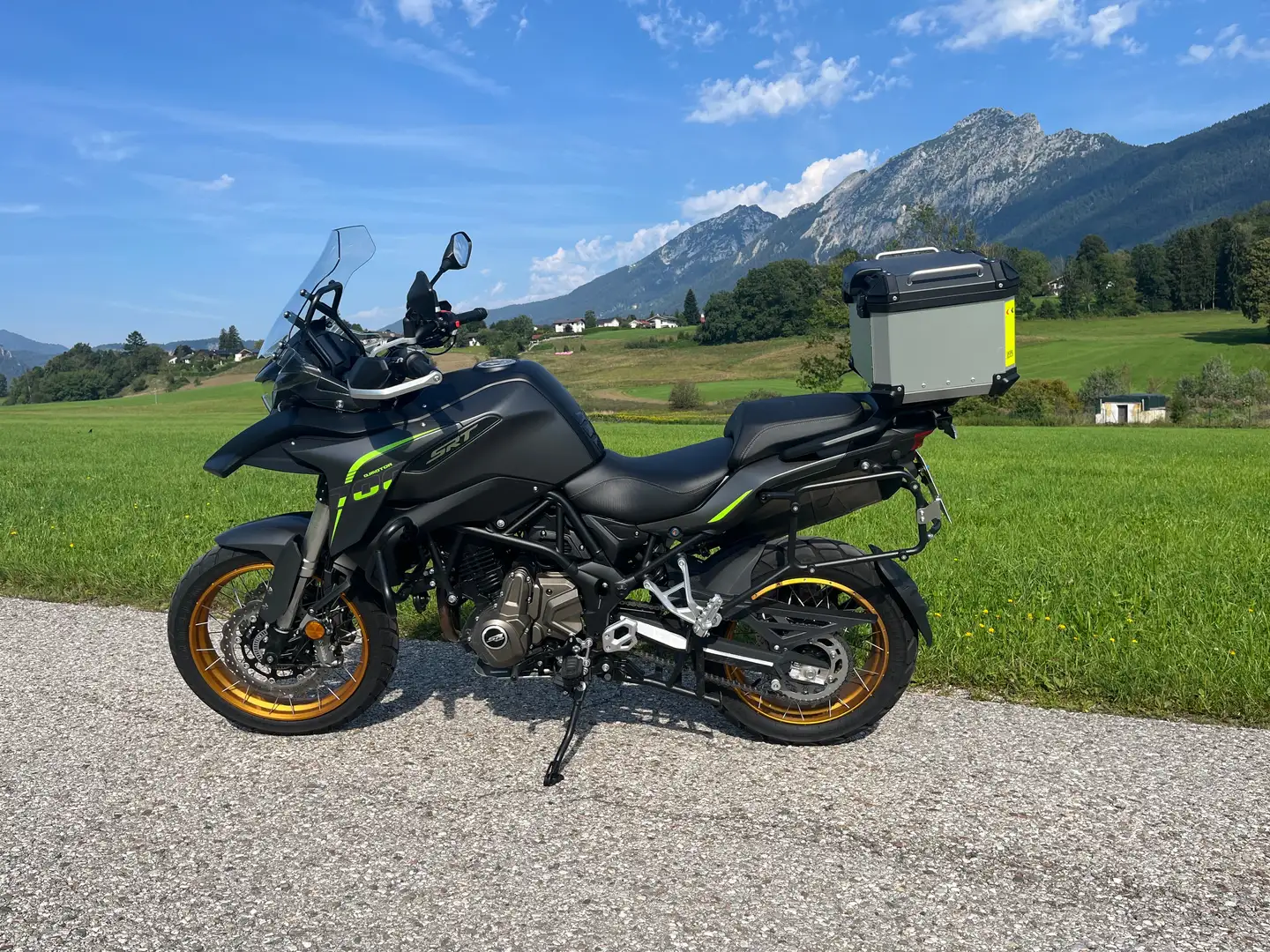 QJ Motor SRT 700X pro SOFORT Verfügbar ! Gris - 2