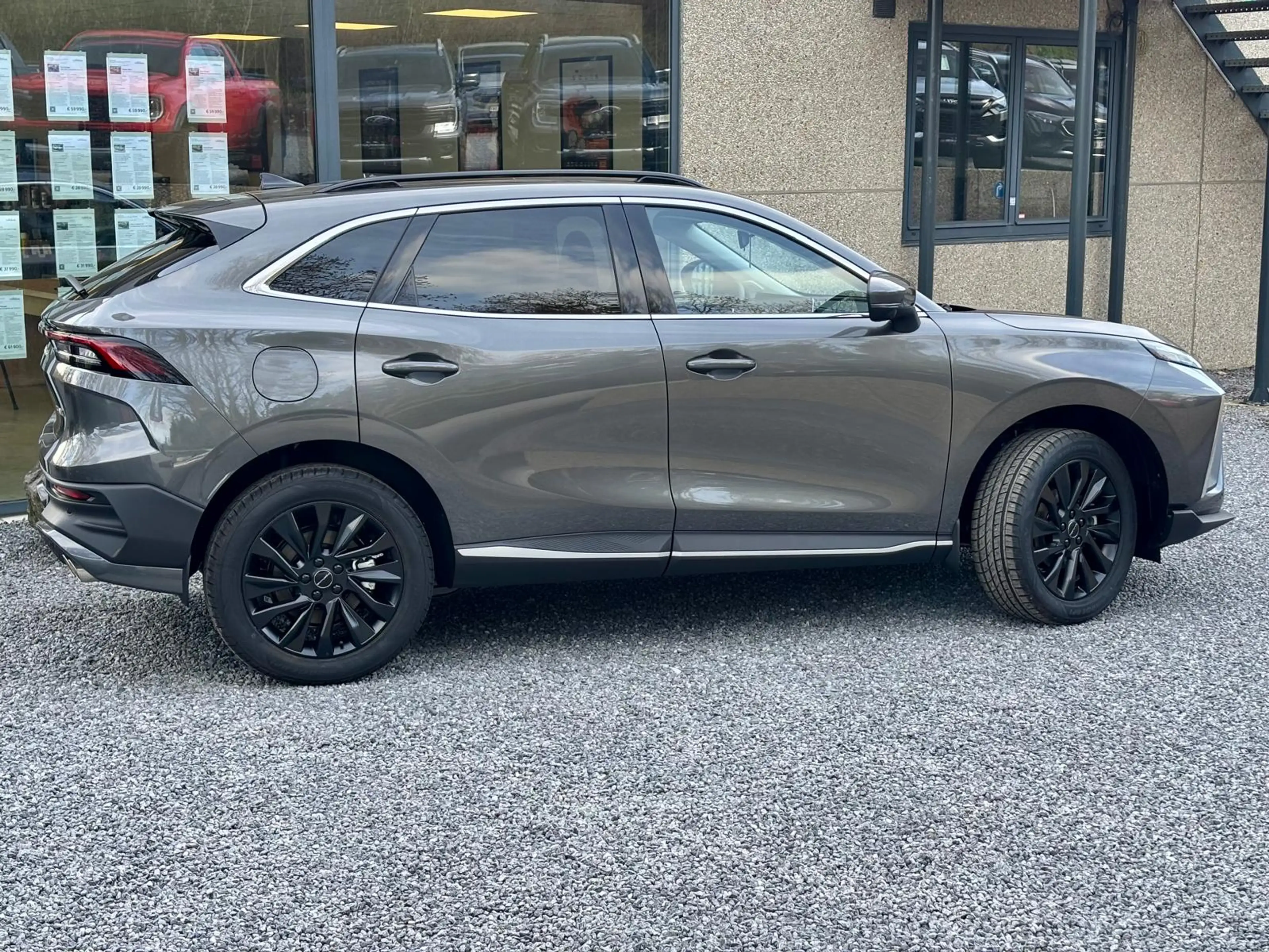 Forthing T5 Evo 1.5 Turbo 177 CV | AUTO | 28.990 € TVAC — photo 9