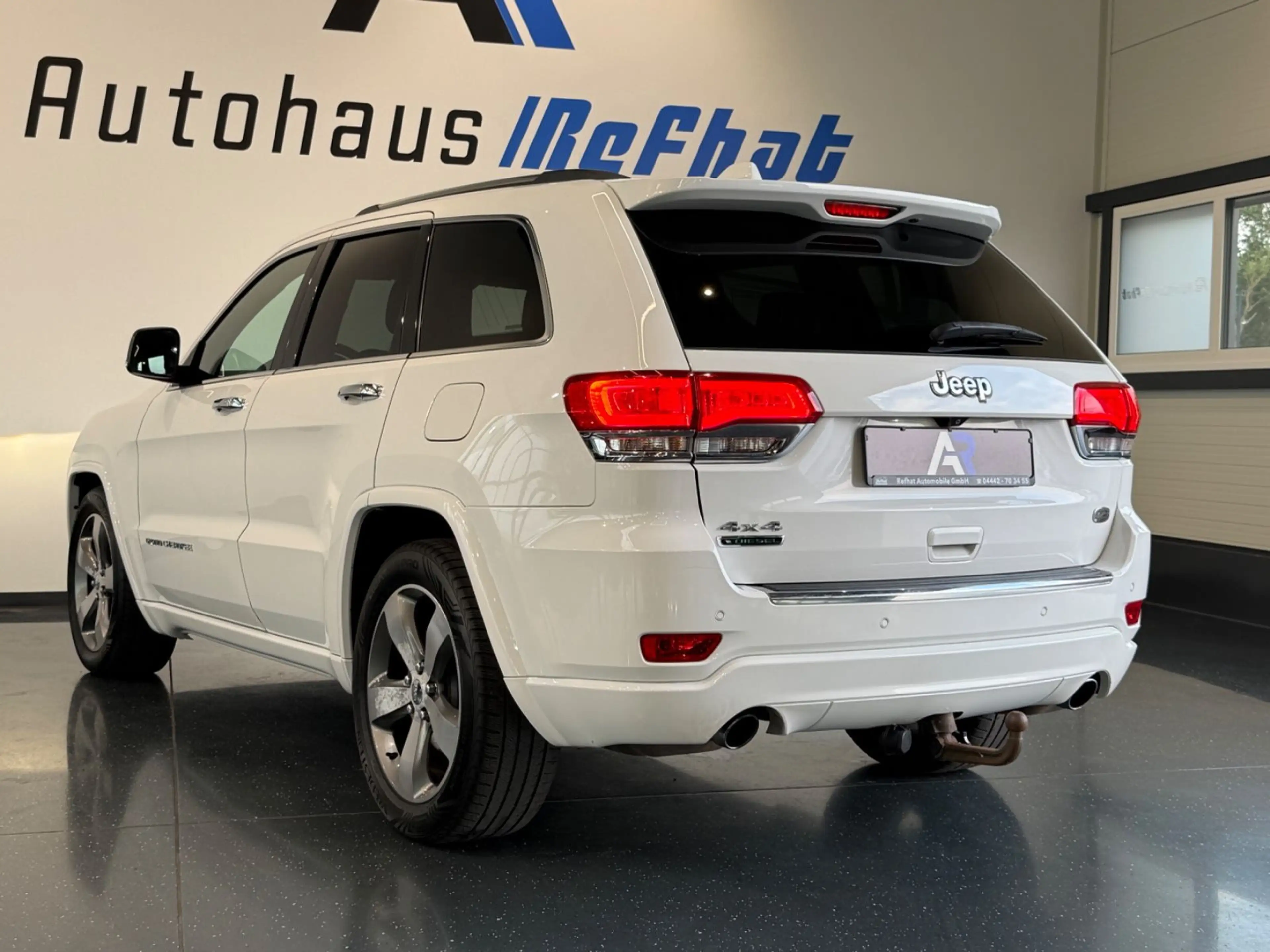 Jeep Grand Cherokee 3.0 CRD Overland*LED*KAMERA*SHZ* — photo 13