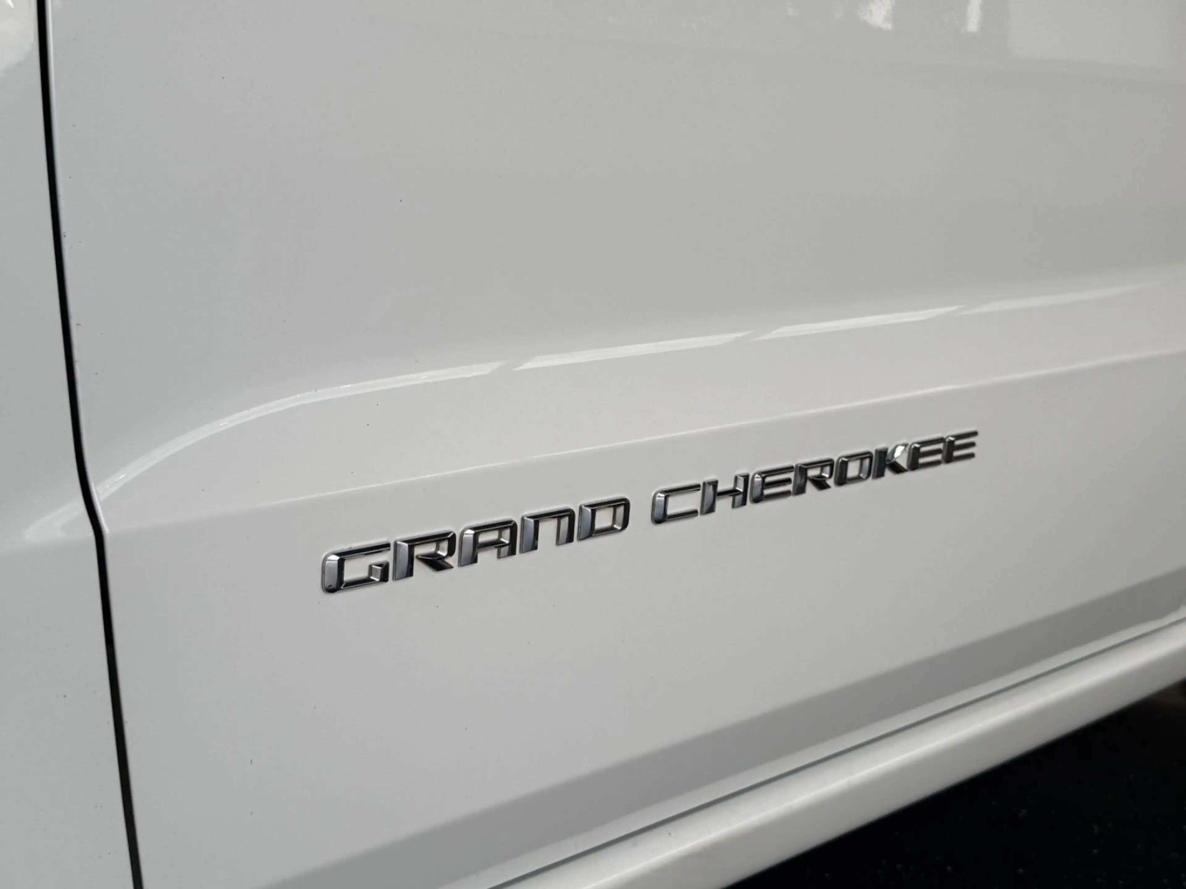 Jeep Grand Cherokee 3.0 CRD Overland*LED*KAMERA*SHZ* — photo 3