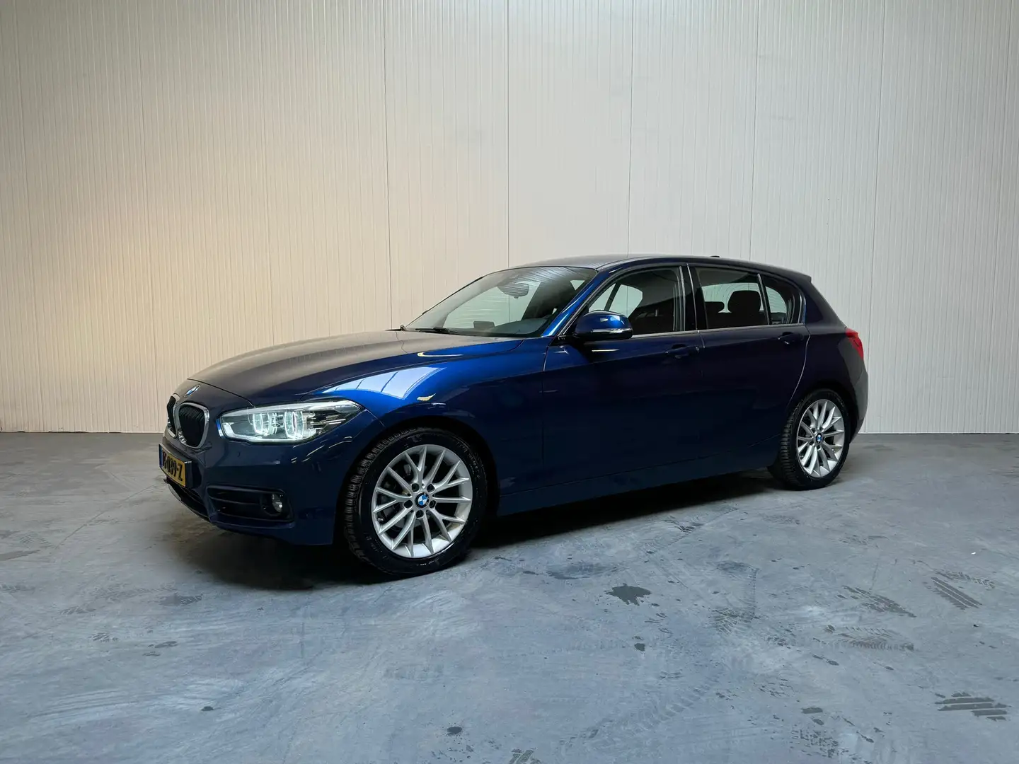 BMW 118 1-serie 118i Centennial High Executive LPG G3 AUT. Kék - 2