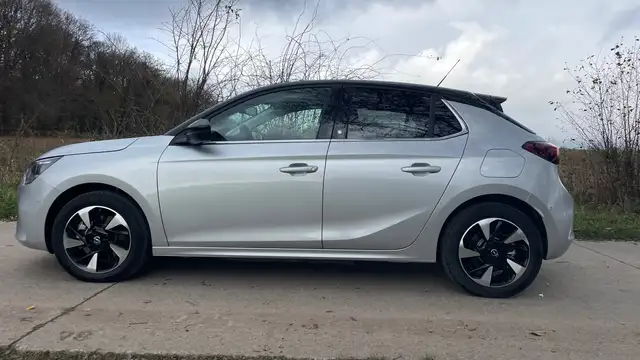 Opel Corsa-e e-Corsa 50 kWh Elégance voiture neuve Prix tvac